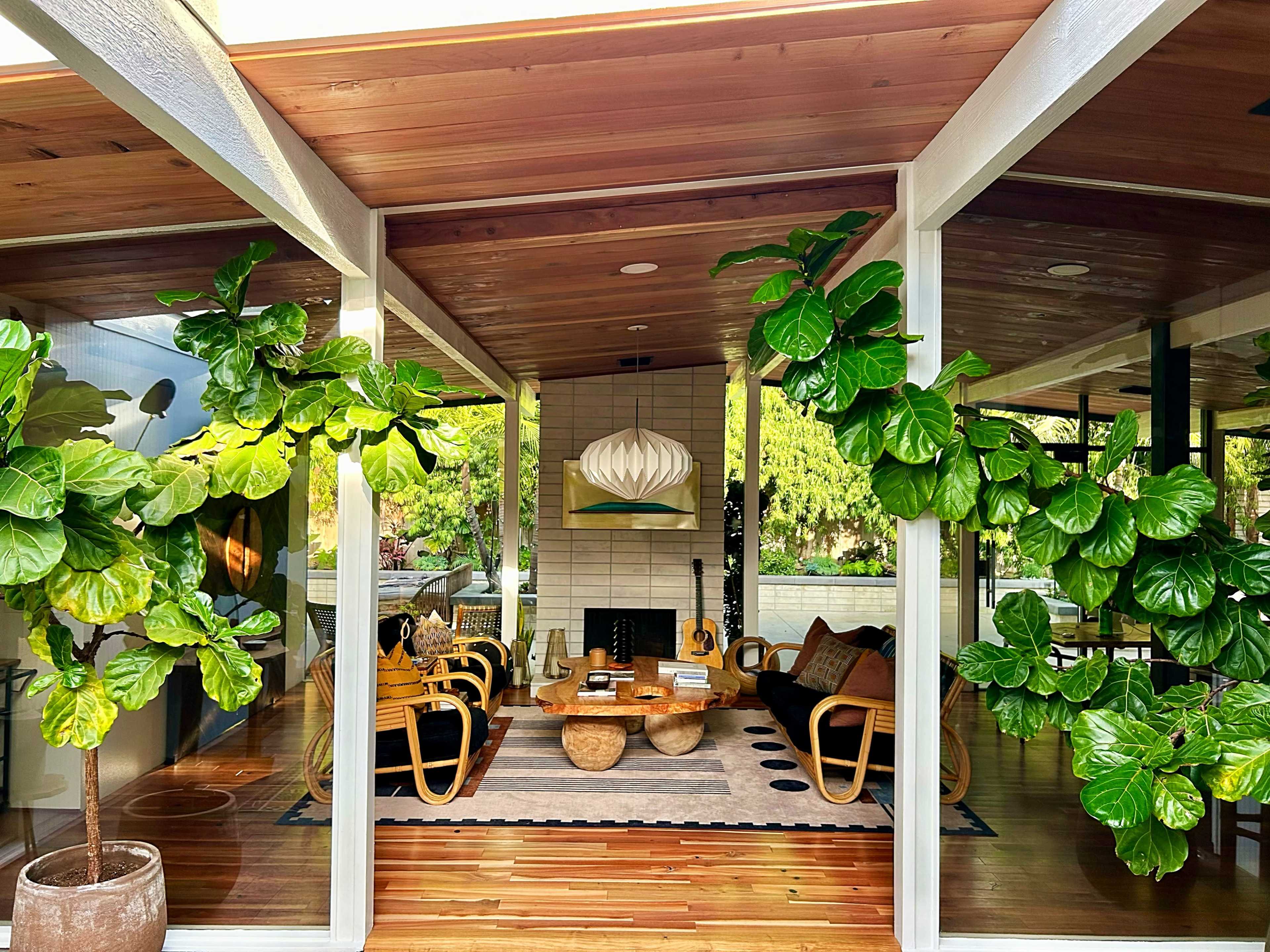 Mid‑Century Modern Eichler Home | Natural Light Production & Lifestyle Studio Image in Orange, Orange, CA