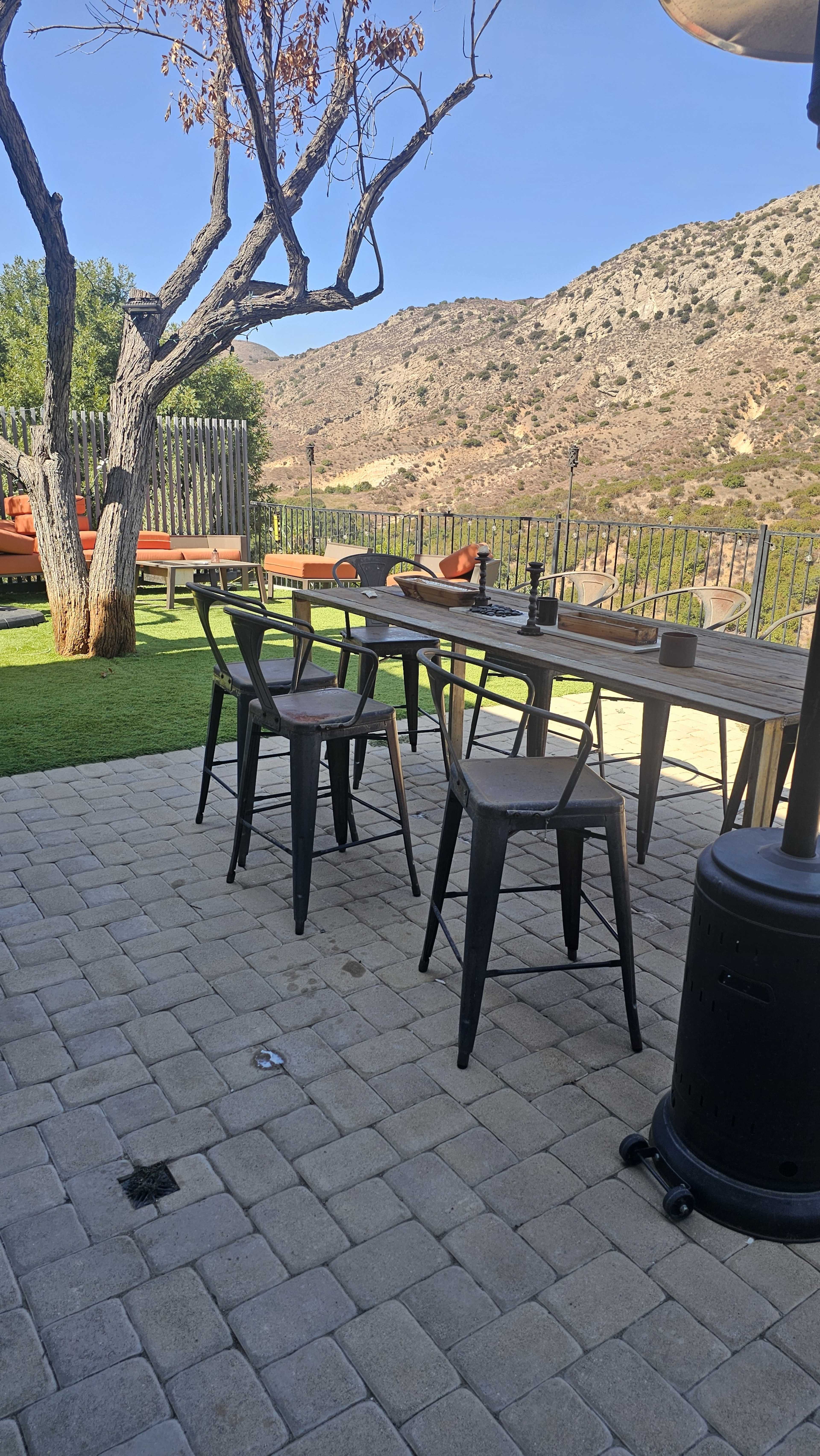 Mountain view retreat Image in , WestHills, CA