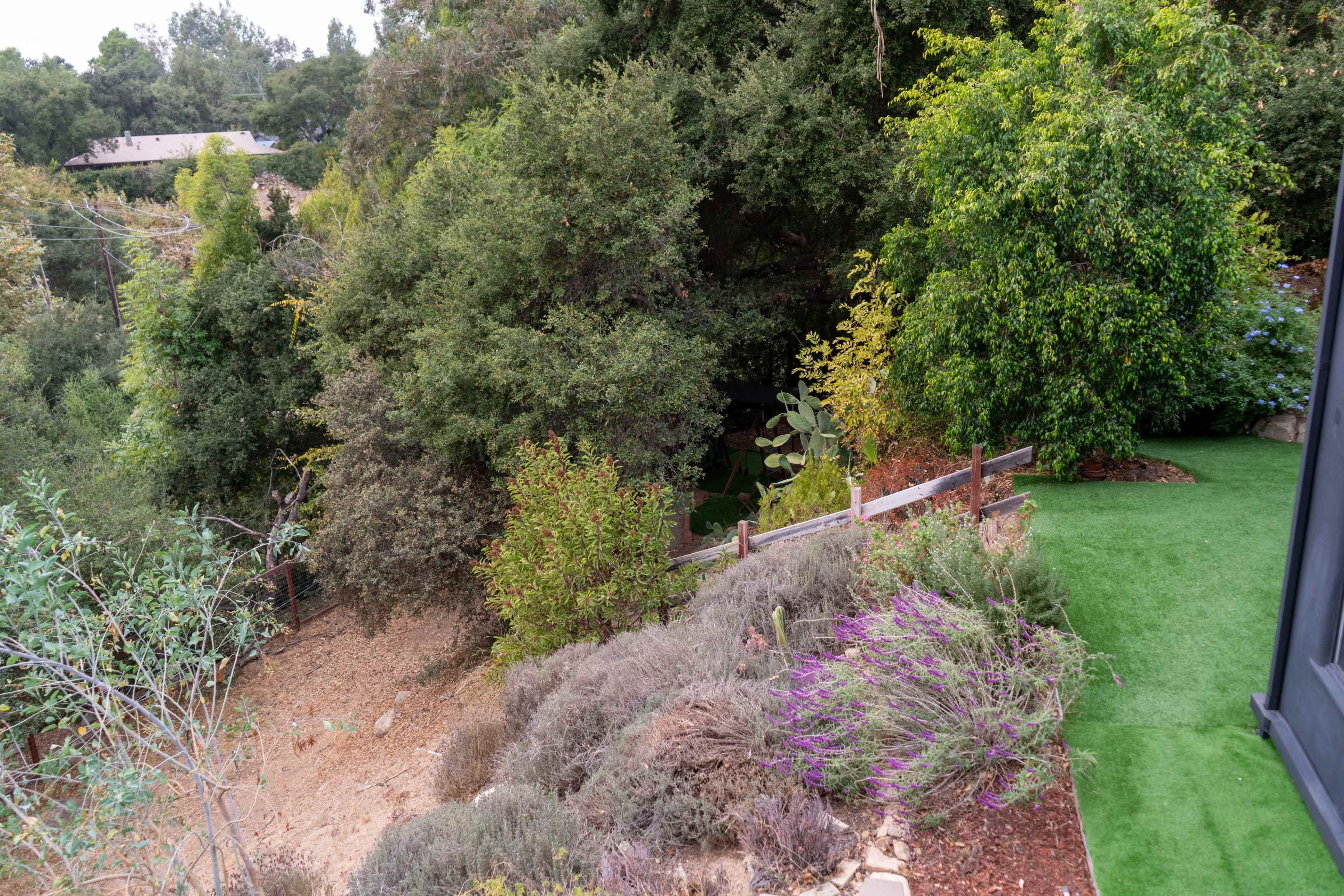 Spectacular Mountain View Image in Altadena, Altadena, CA