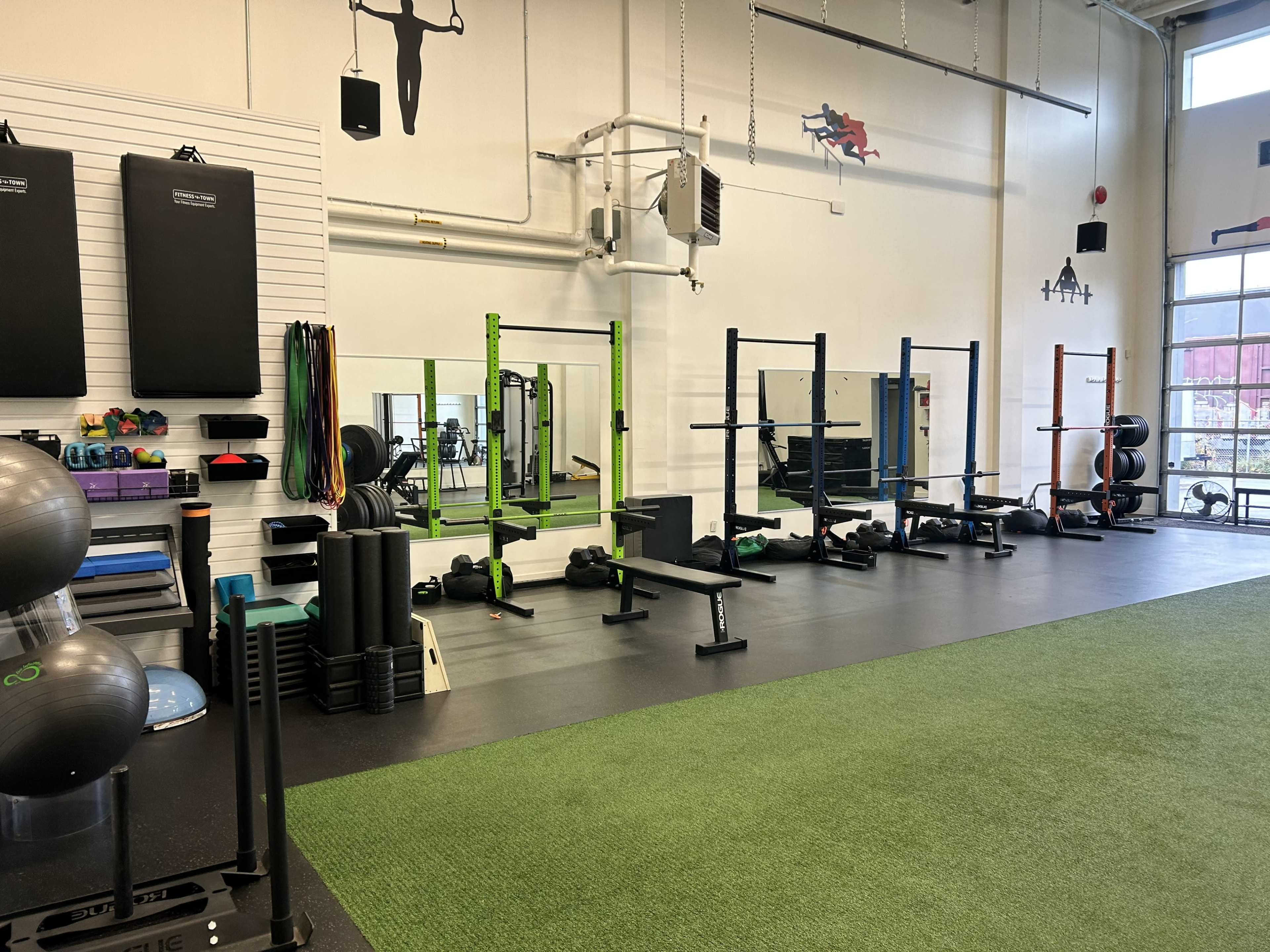 Spacious North Vancouver Studio for Health and Fitness Image in North Vancouver, North Vancouver, British Columbia, BC