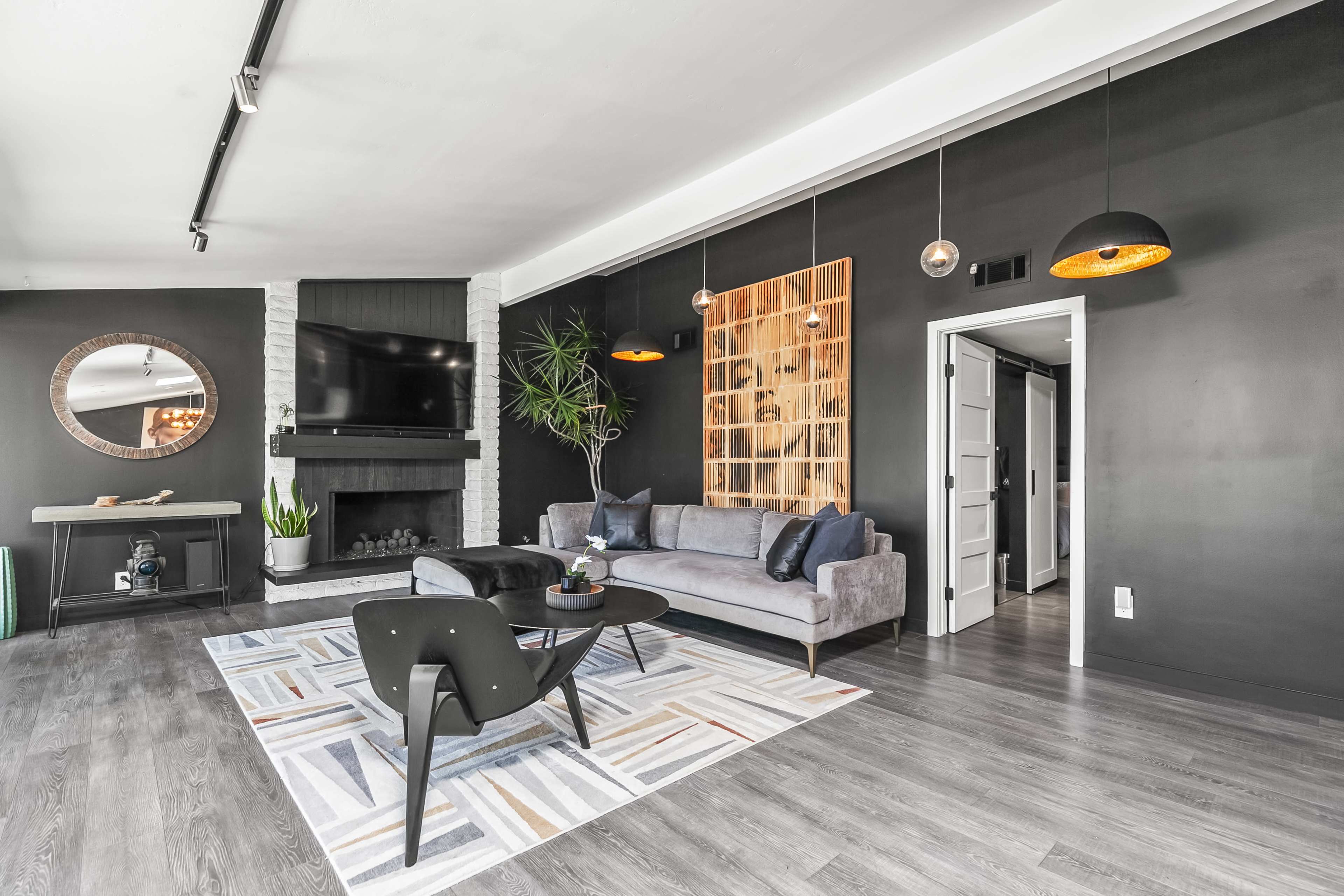 Midcentury home with a pool and a view Image in La Mesa, La Mesa, CA