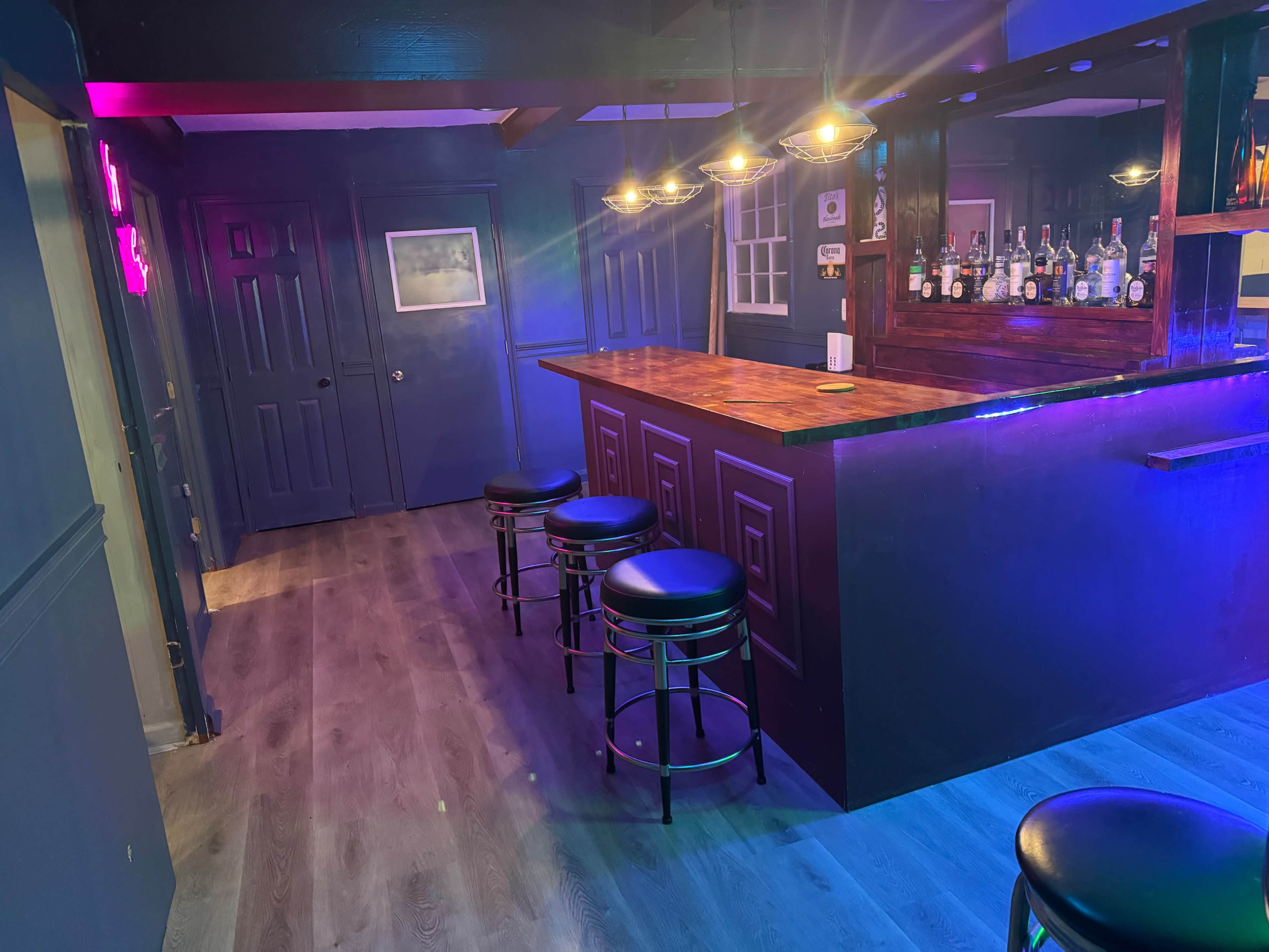 Bar Image in , decatur, GA