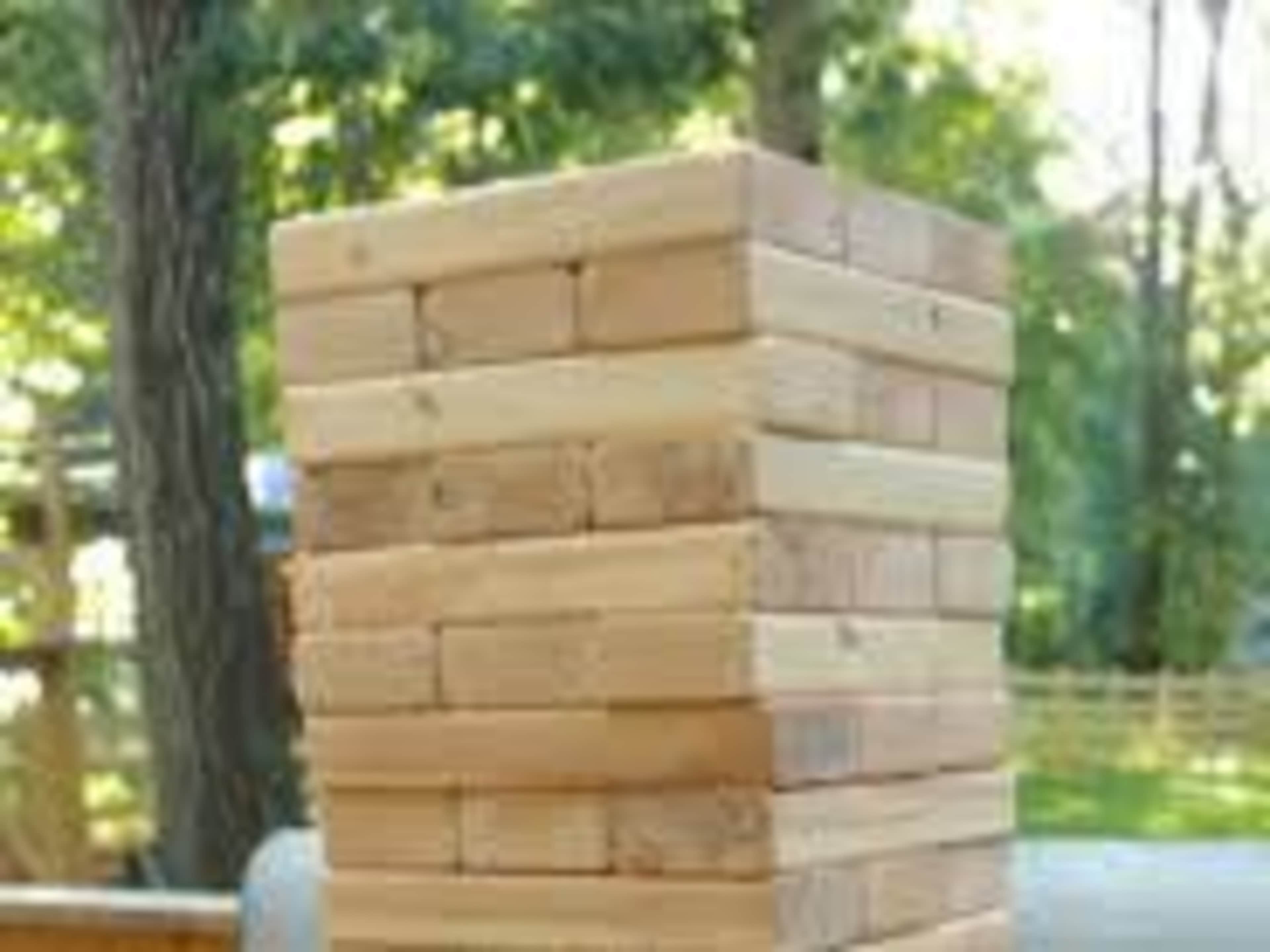 Game: Giant Jenga 