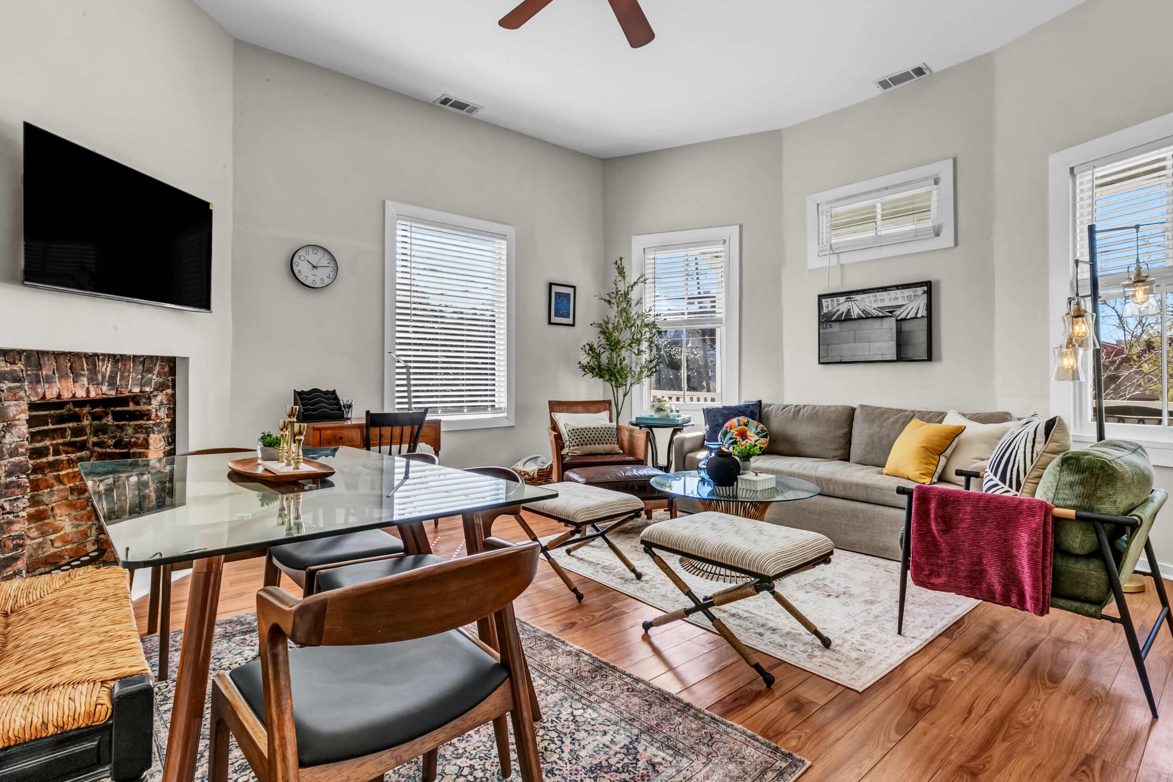 Renovated Historic Downtown Savannah Victorian Duplex with Balconies & Natural Light | Photo, Film & Events Image in Thomas Square, Savannah, GA
