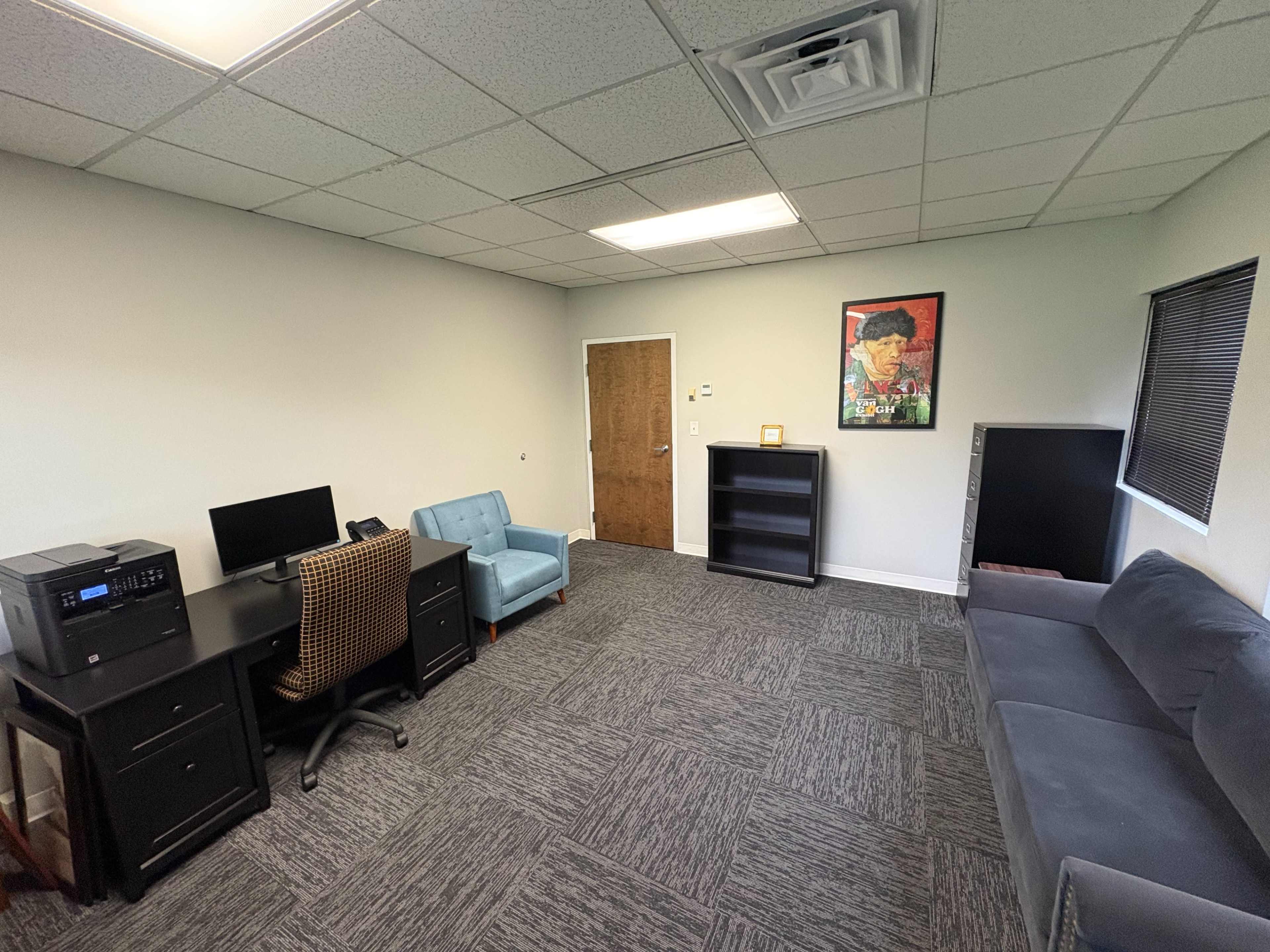 Flexible private offices and professional meeting rooms in a vibrant suburban setting Image in Cedar Knolls, Cedar Knolls, NJ