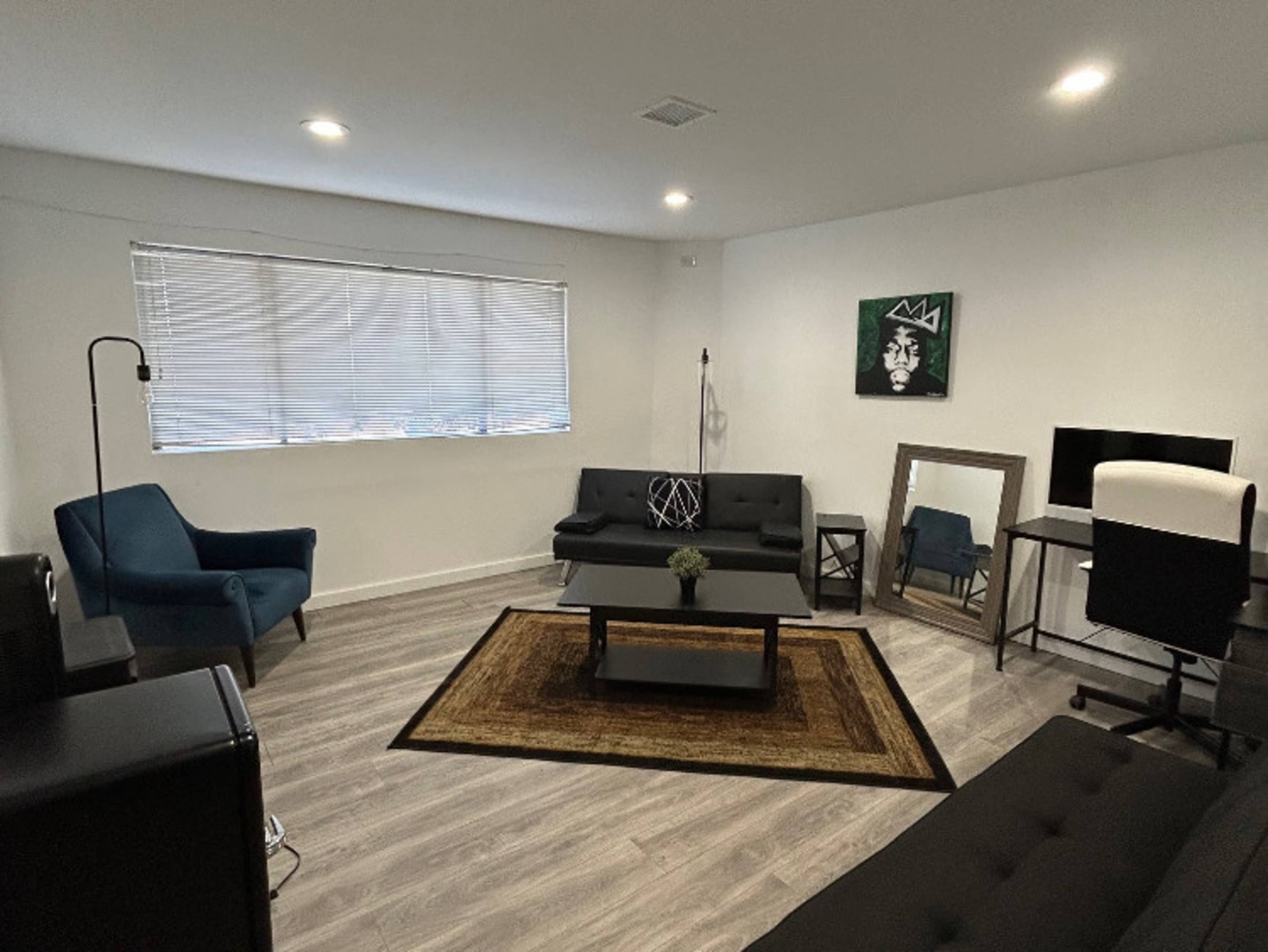 Talent / Office 1