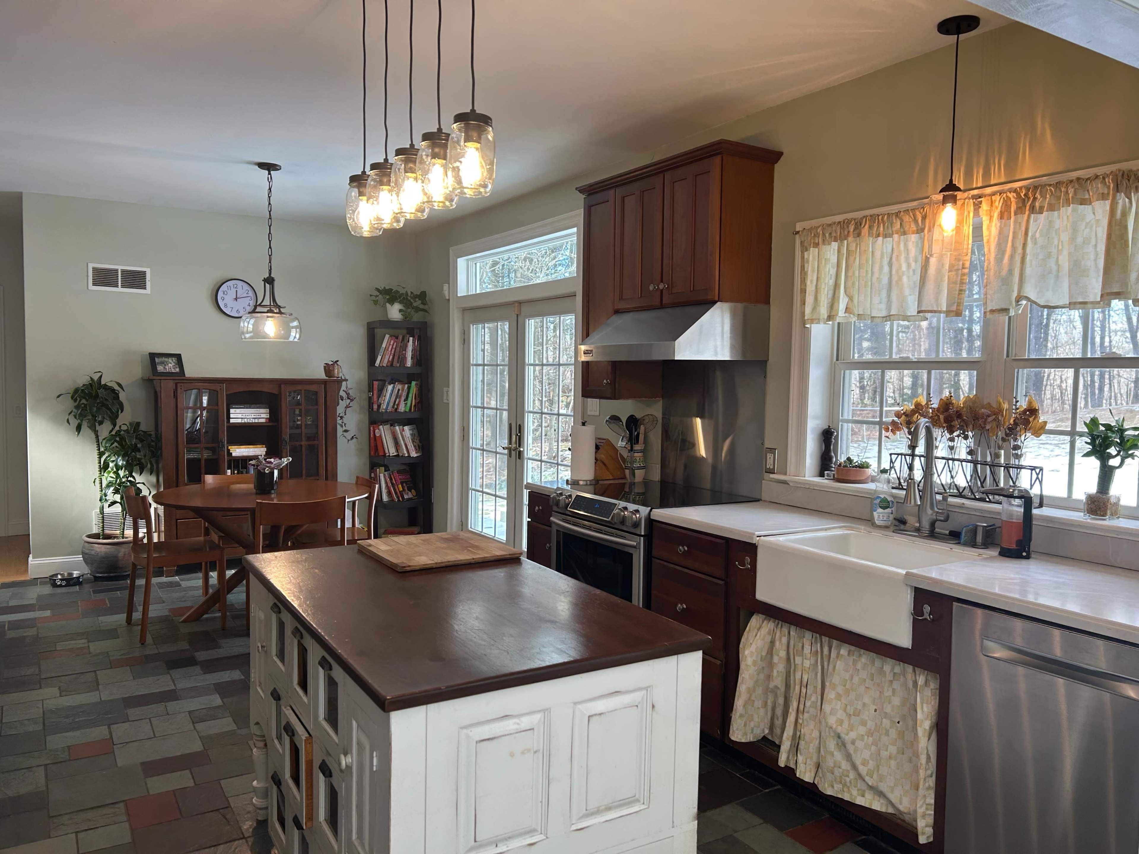 Cold Spring country home on 2.75 acres Image in Philipstown, Cold Spring, NY