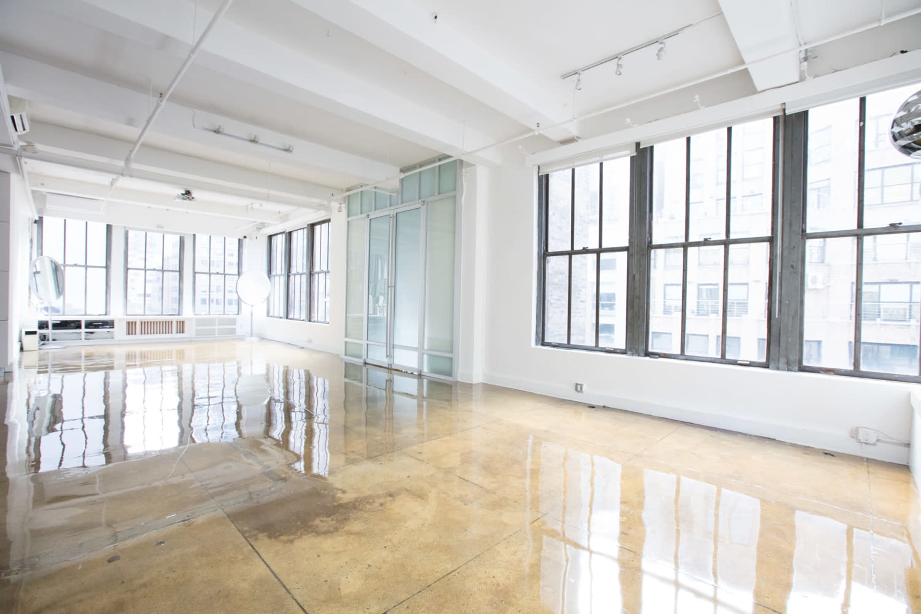 Modern, chic and spacious NYC Studio Loft Image in Midtown Manhattan, nyc, NY