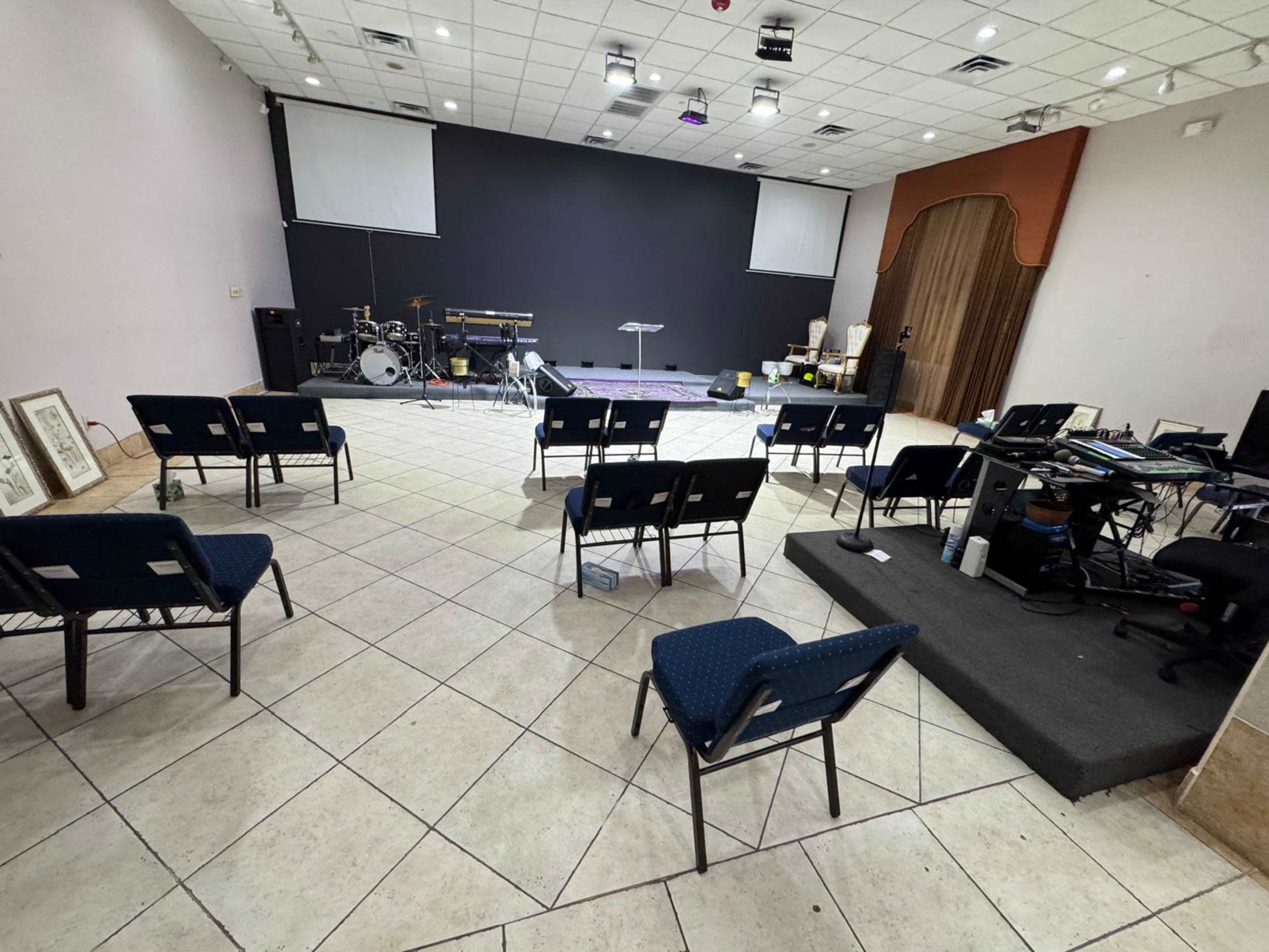 Southwest Houston Event Venue for 50–100 Guests Image in Houston, Houston, TX