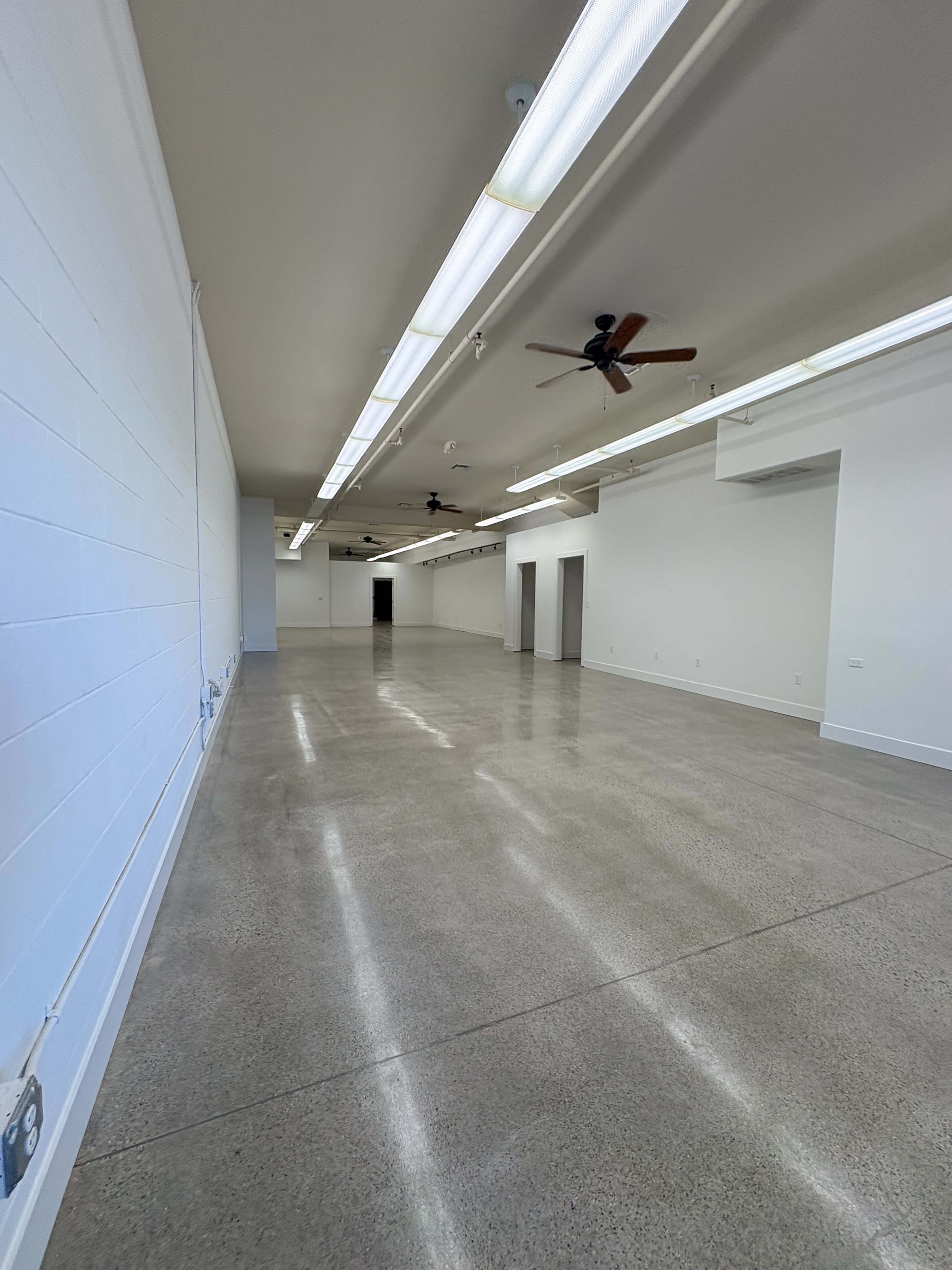 Downtown Paso Robles Studio/pop up commercial space. Industrial and flexible. Image in Paso Robles, Paso Robles, CA