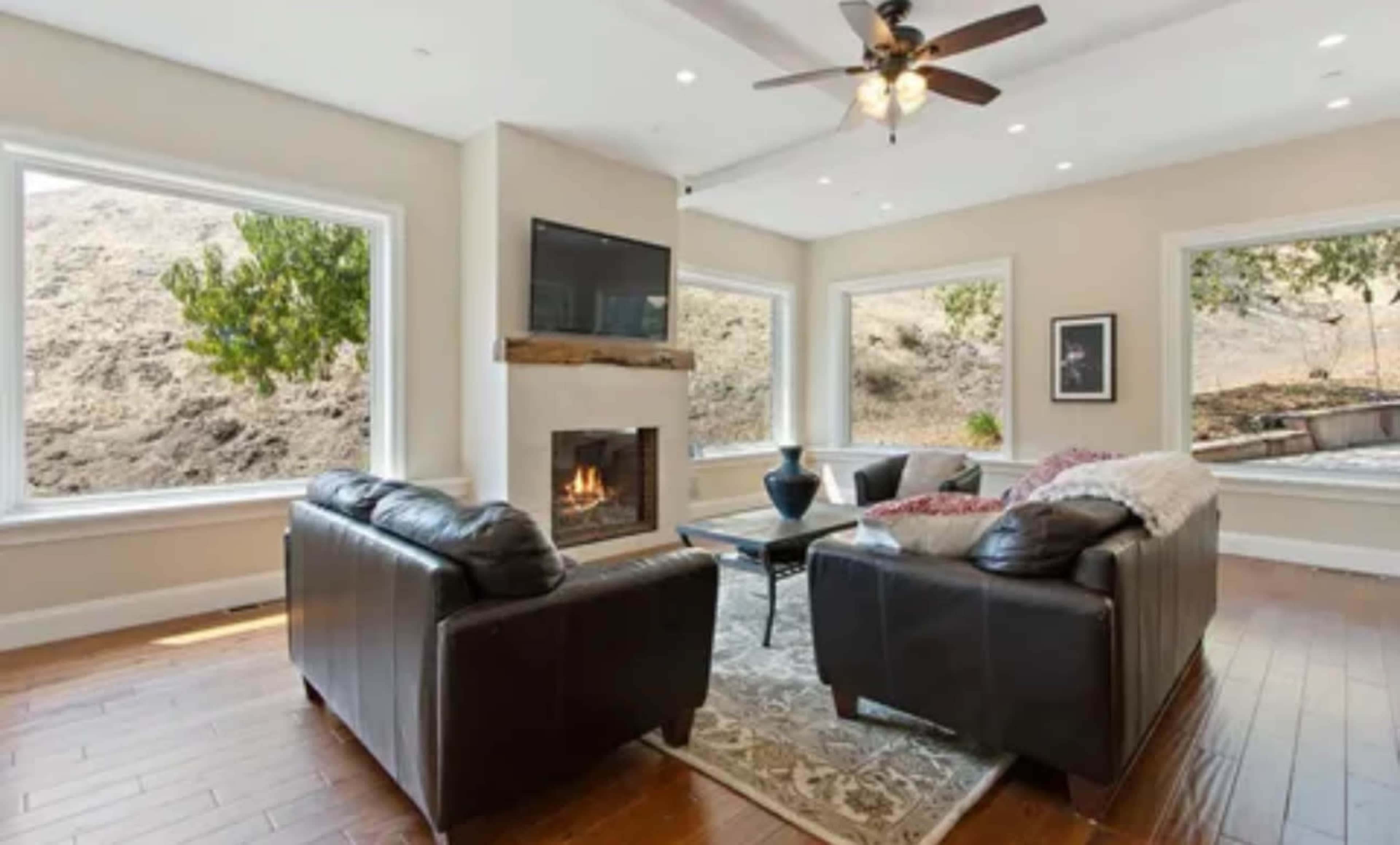 Rustic and Chic Outdoor and Indoor Space Image in , Martinez, CA
