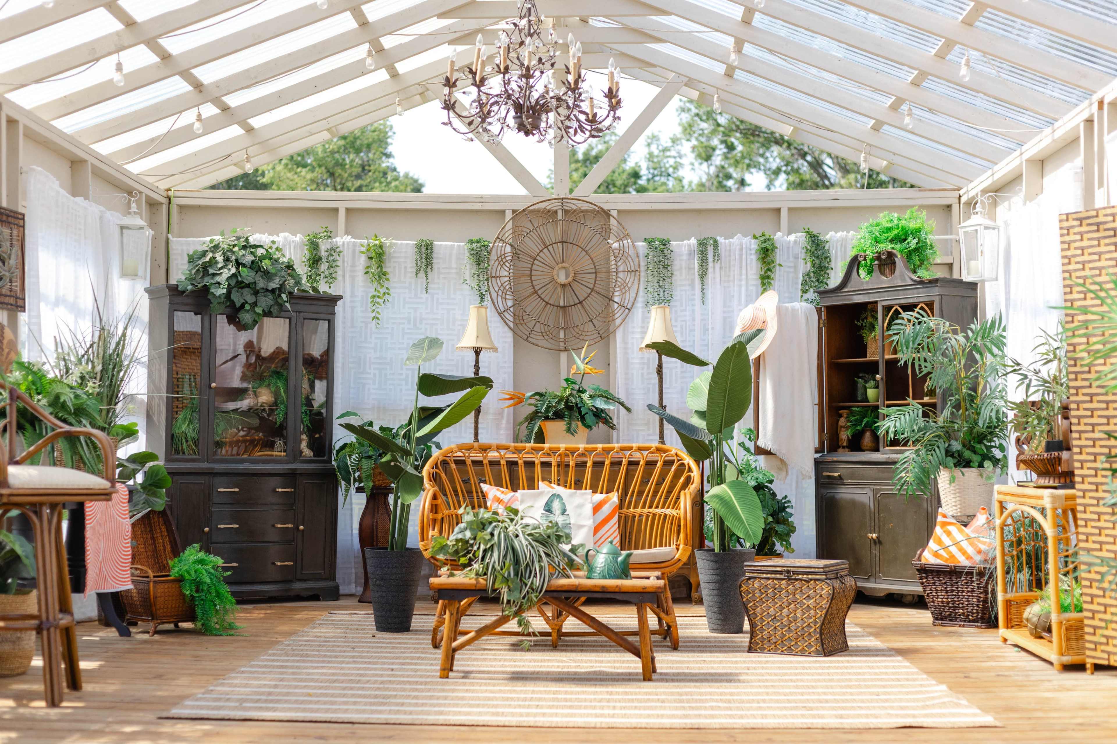 Greenhouse Image in , Plant City, FL