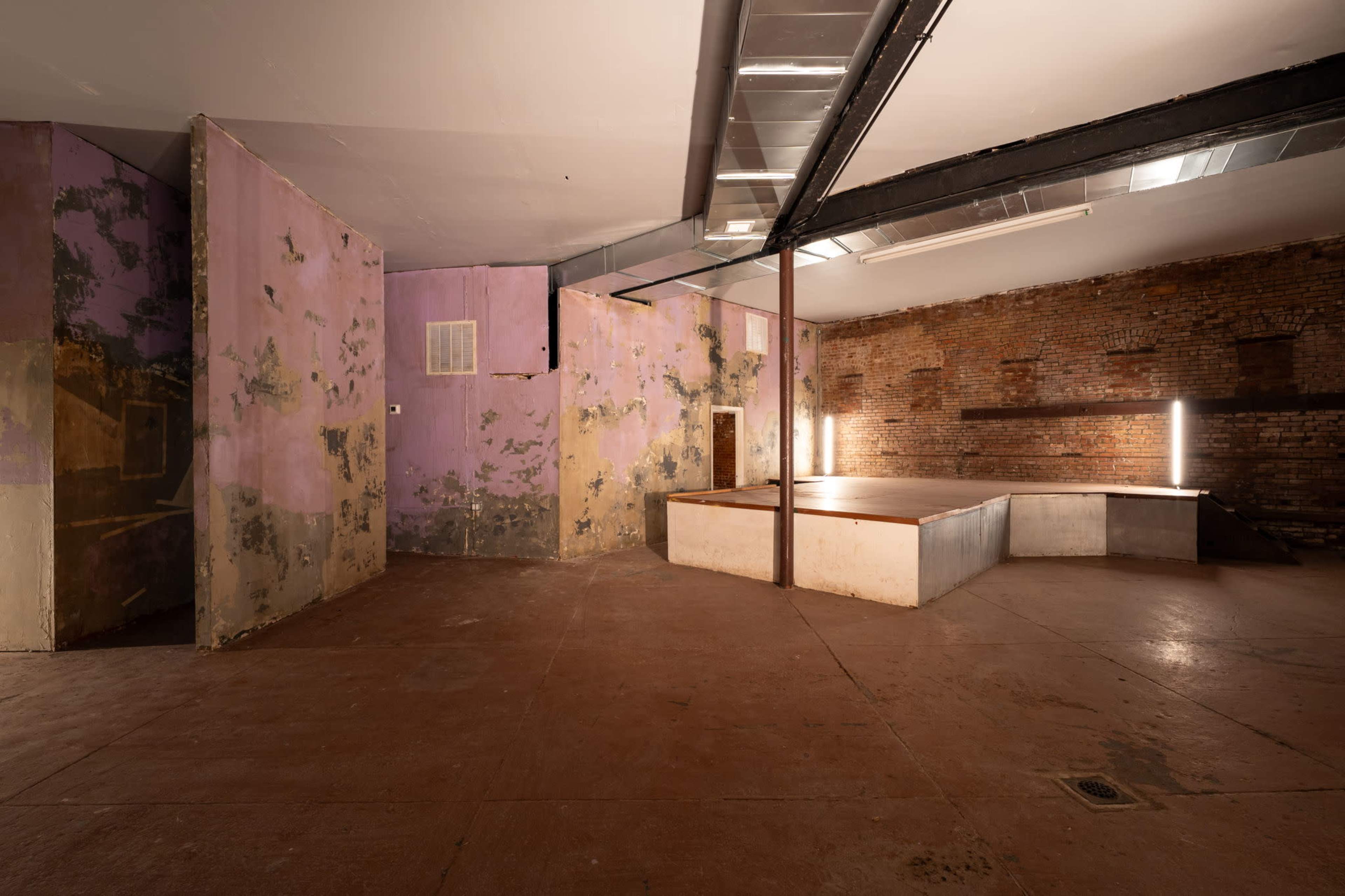 Industrial Warehouse with stage and bar in Bushwick / Brooklyn Image in Bedford-Stuyvesant, Brooklyn, NY