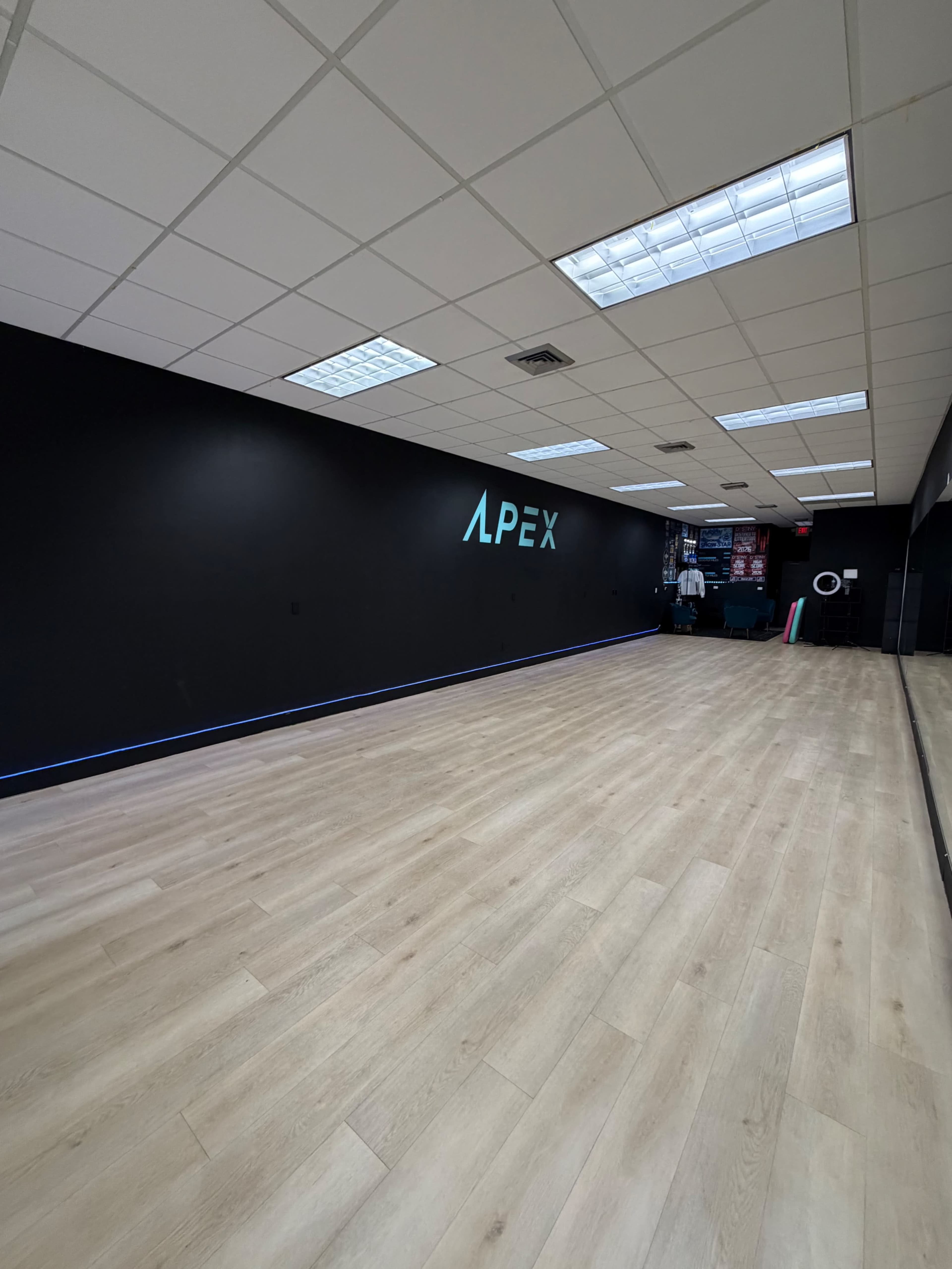 Dance Studio with Mirrors & Natural Light | Content Shoots, Rehearsals, Events, Yoga, Pilates| Lyons Plaza Image in Coconut Creek, Coconut Creek, FL