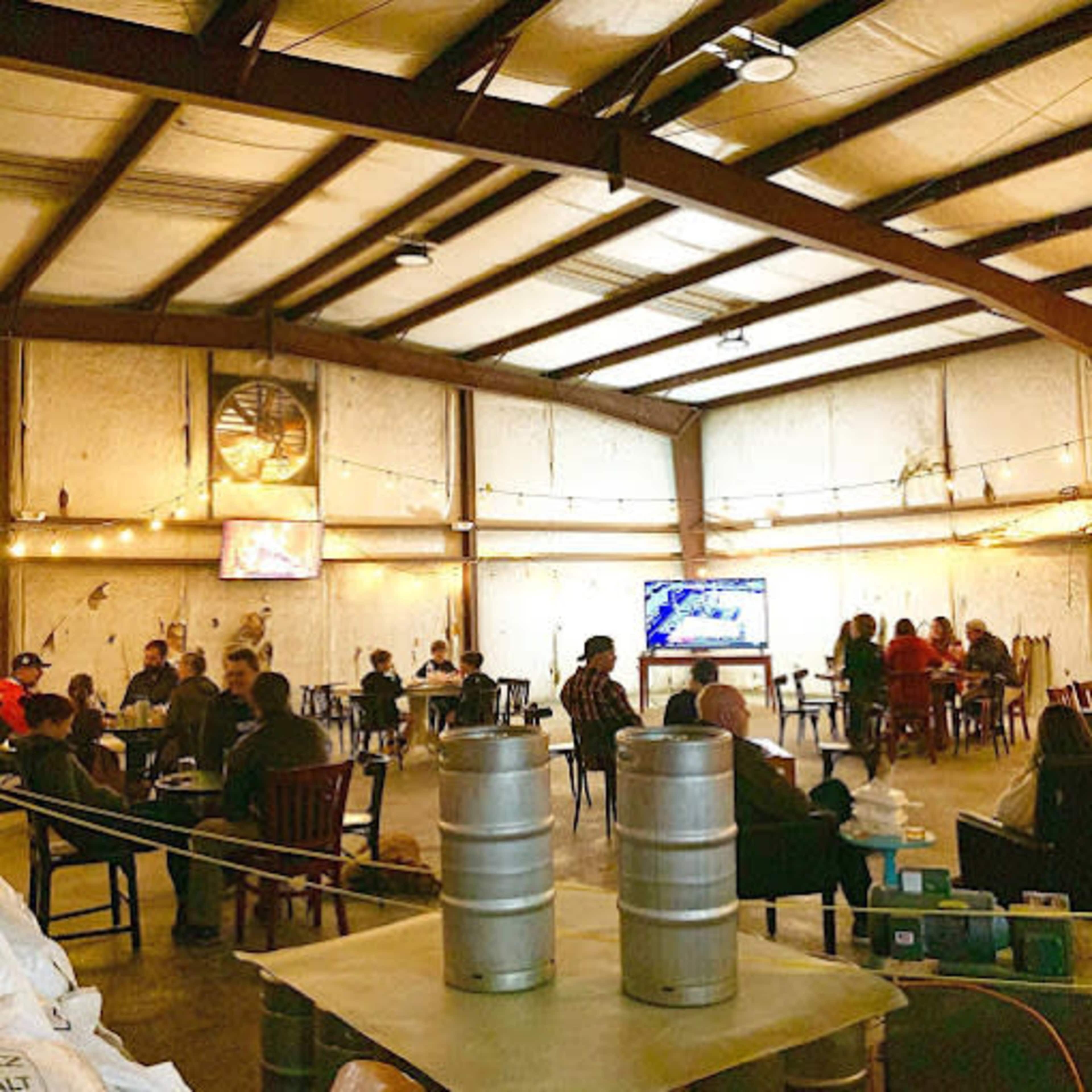 Coastal Brewery with Large Indoor/Outdoor Space Image in Mount Pleasant, Mount Pleasant, SC