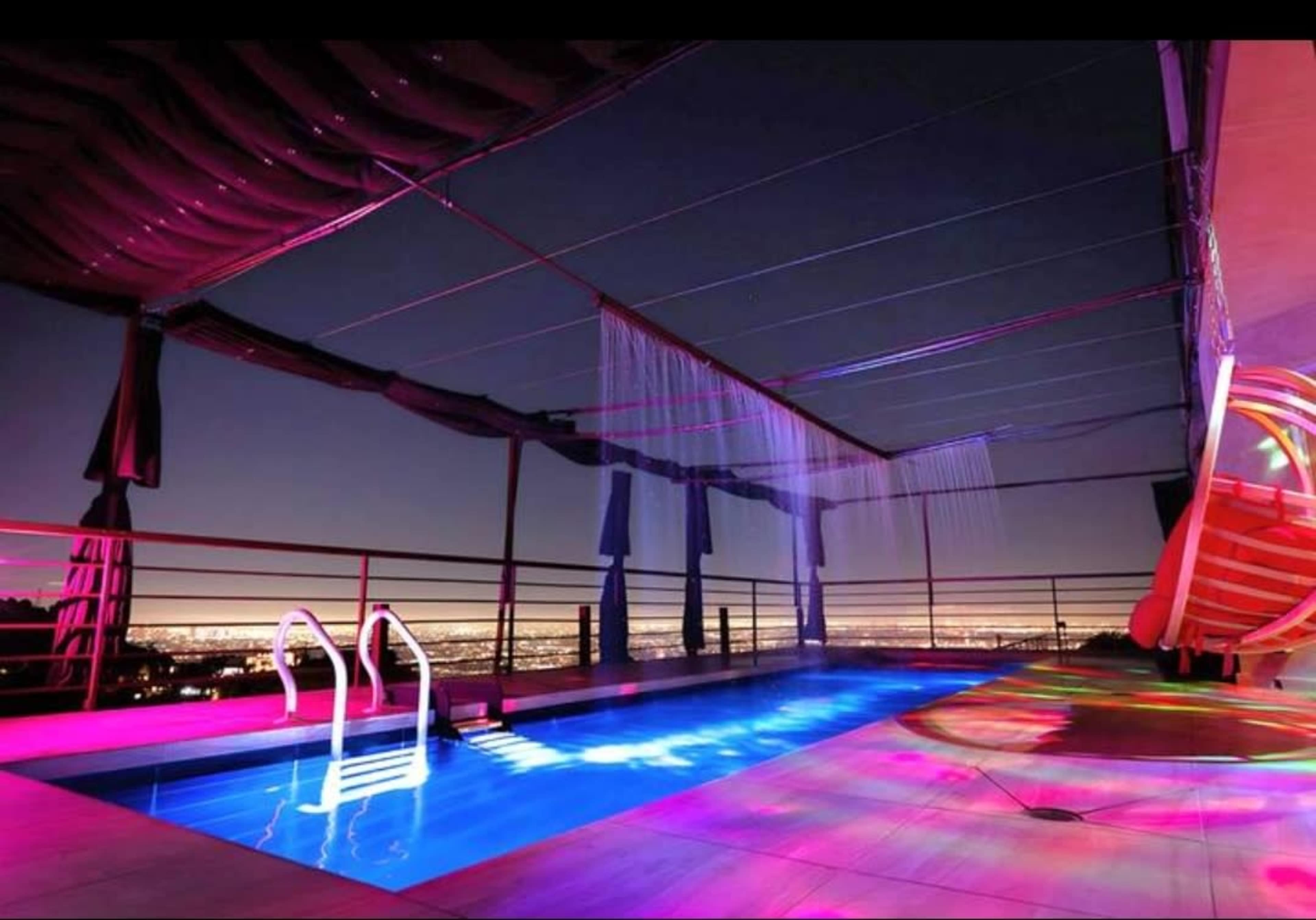 THE ART HOUSE Image in Central LA, LOS ANGELES, CA