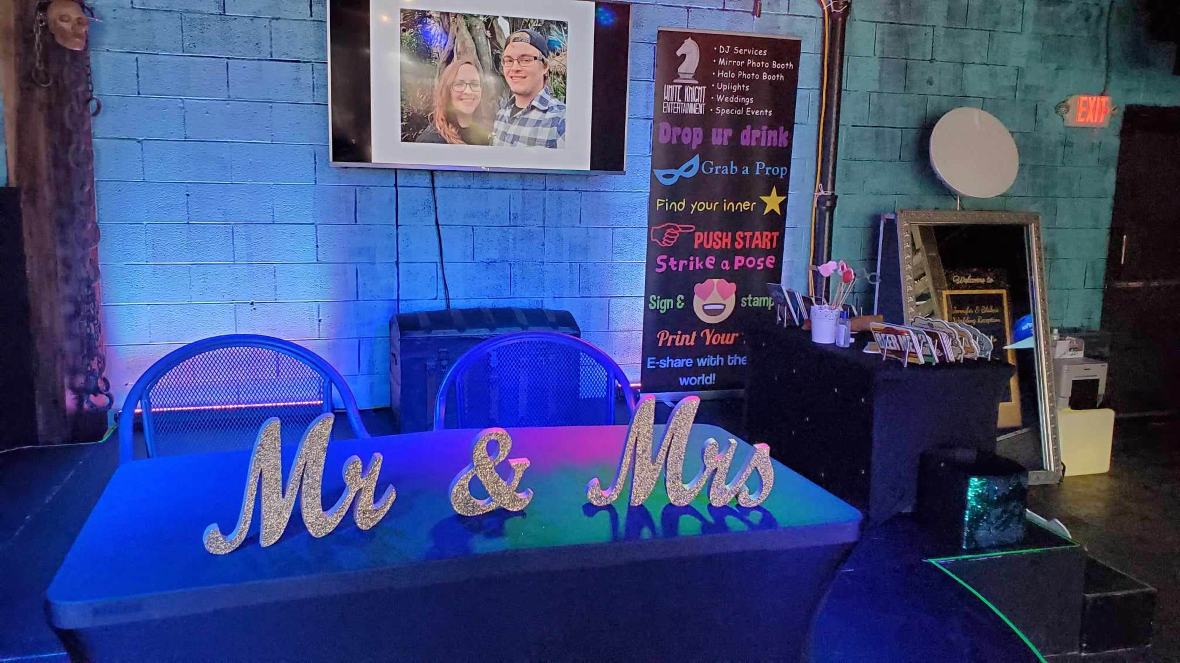 Beautiful Nightclub / Event Space Bars~Stage~Covered Patio~DJs~Photobooths Image in Fairfax, Jacksonville, FL