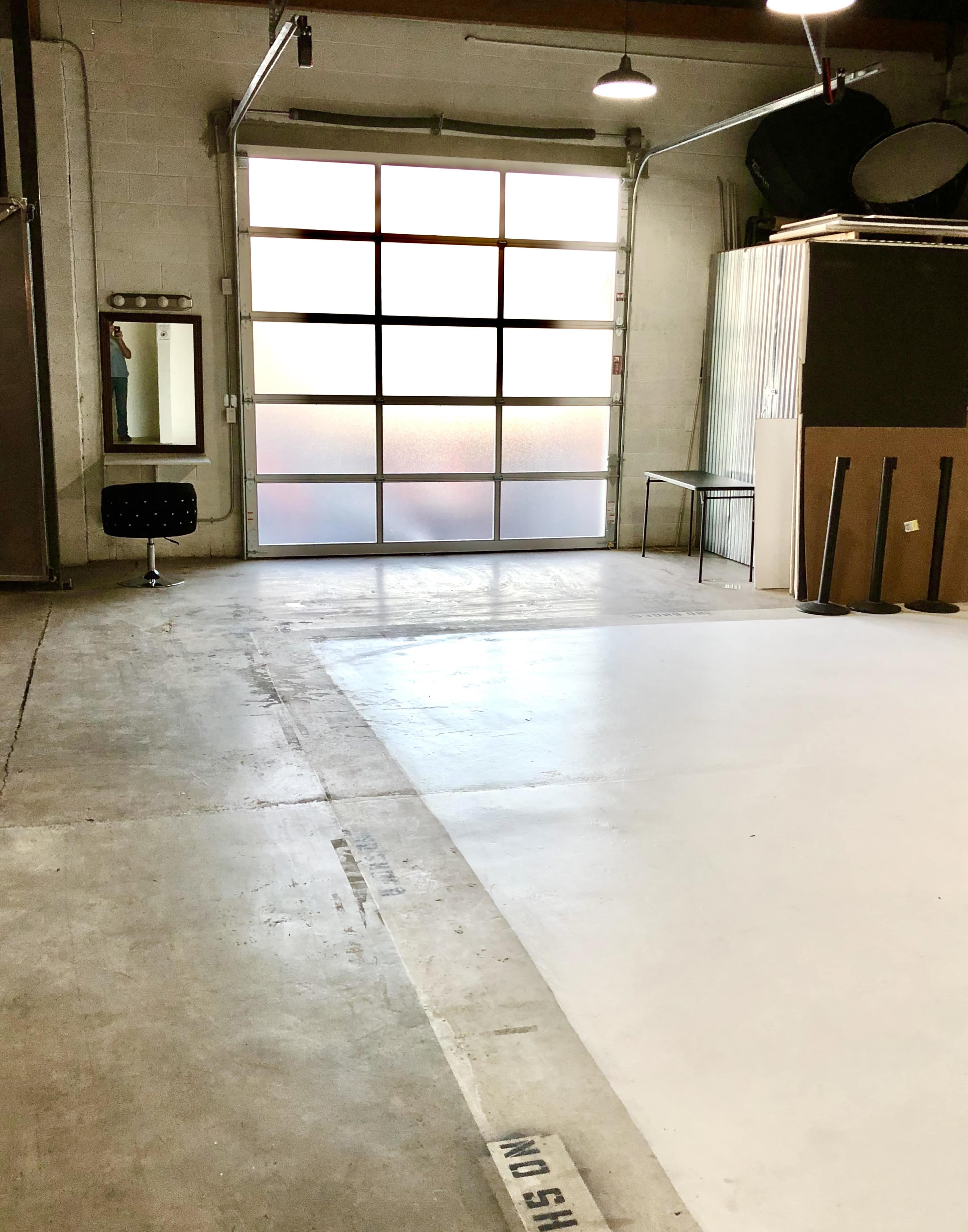 Commercial Studio with Large Cyclorama Wall for Vehicles & Groups (3&4) Image in Encanto Village, Phoenix, AZ