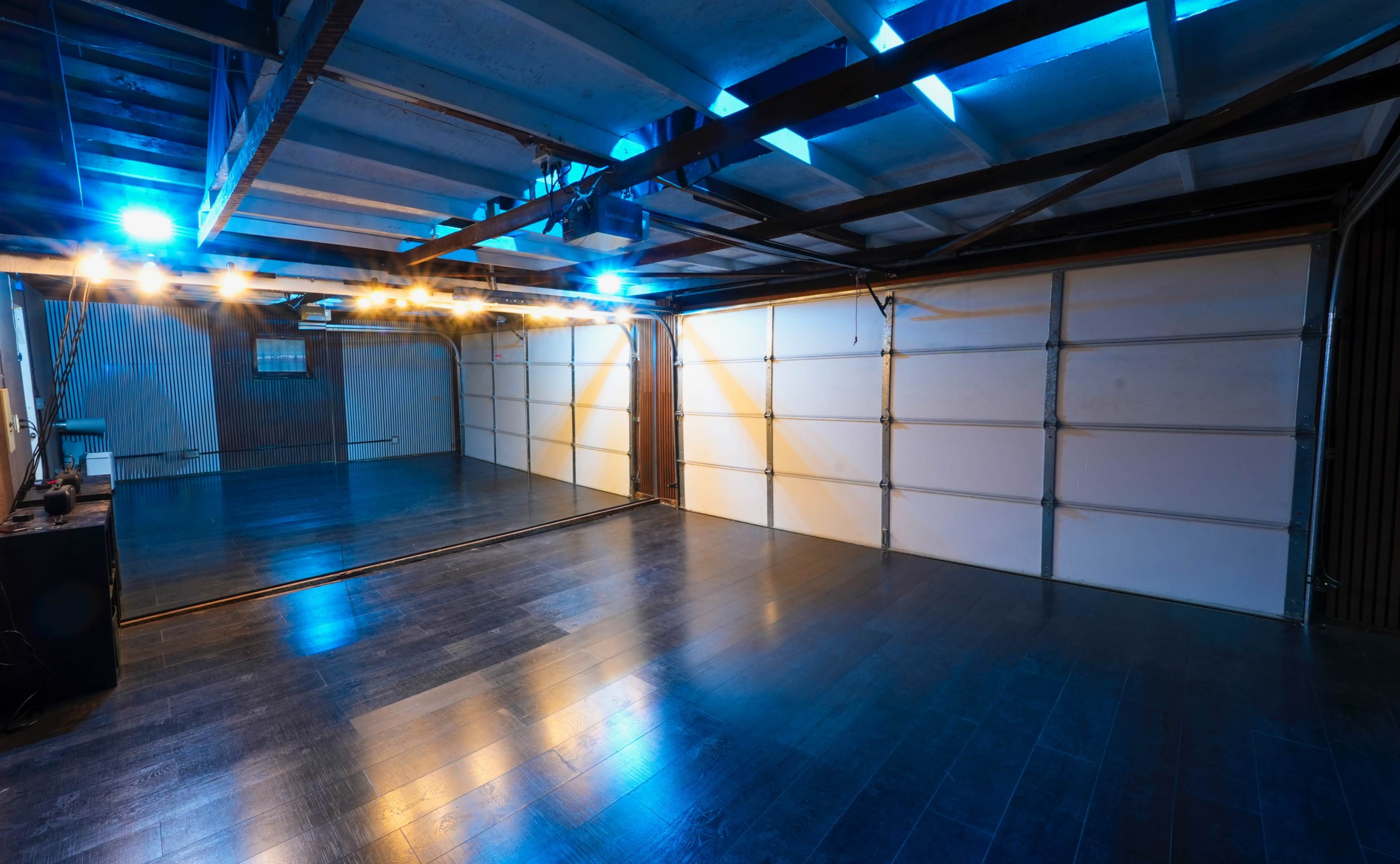 Private Uptown Garage Studio Image in Whittier, Whittier, CA