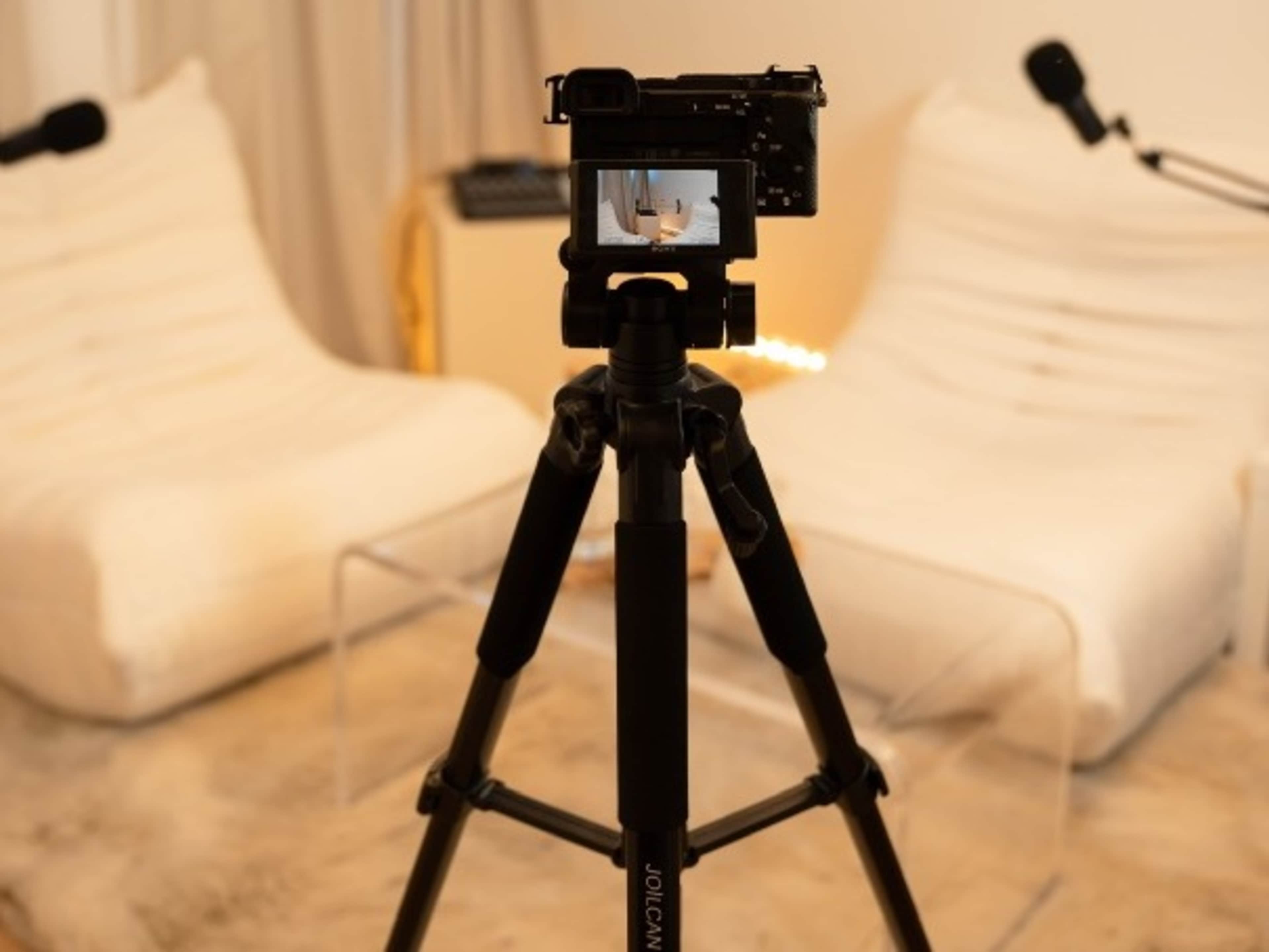 Camera tripod 