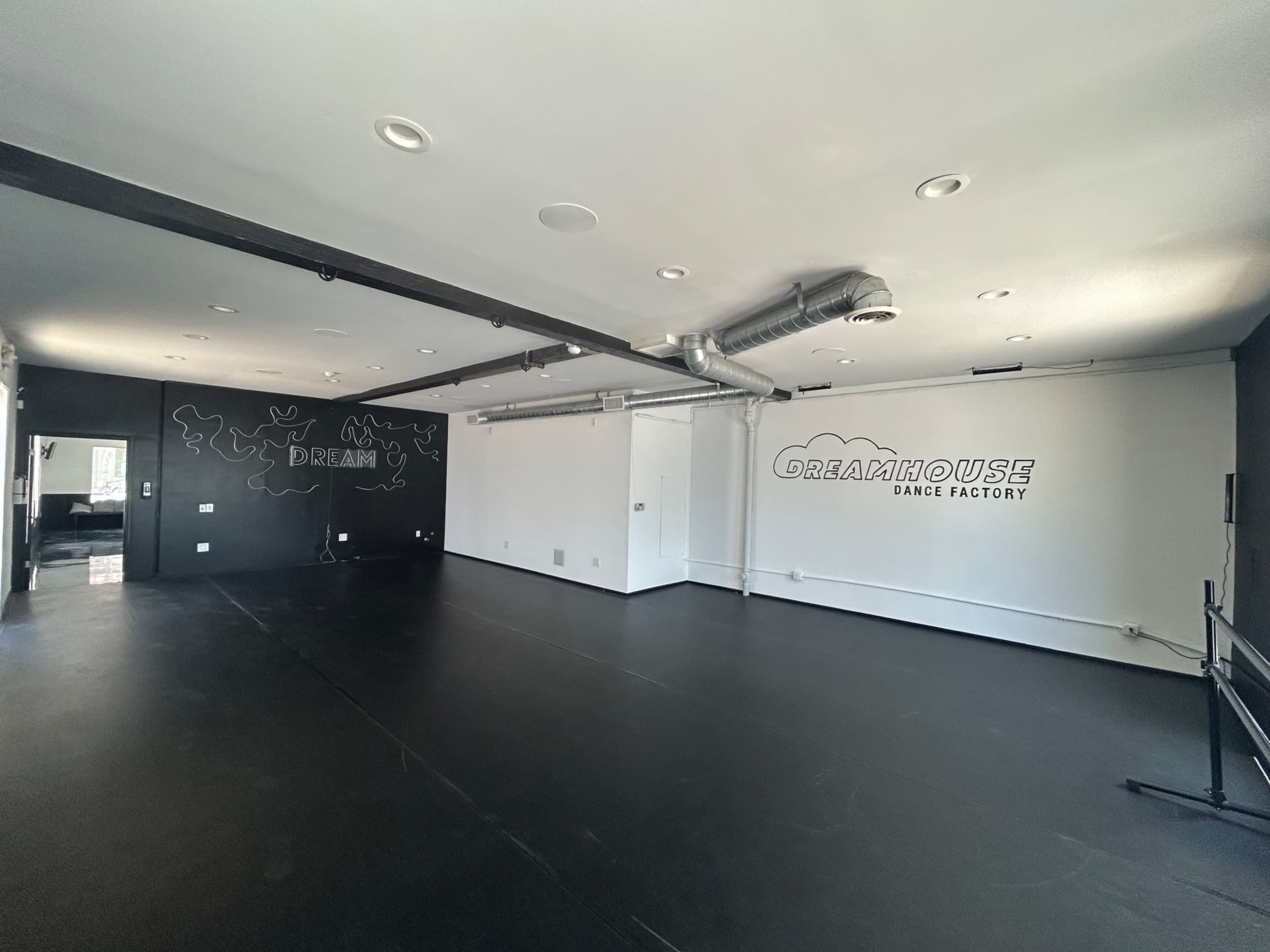 Dance Studio in Heart of West Hollywood - Main Floor Studio Image in Central LA, West Hollywood, CA