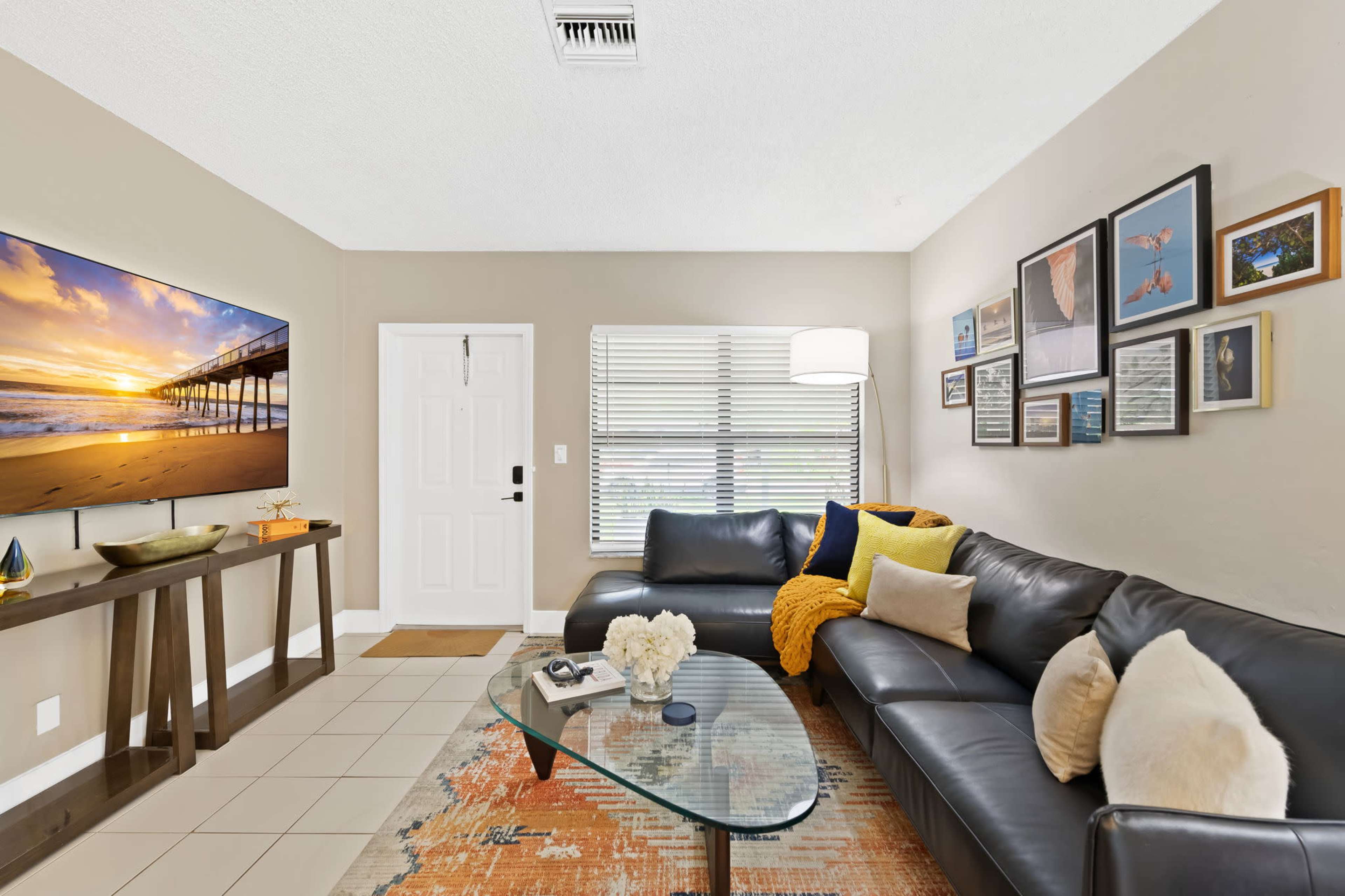 New•Pool•MiniGolf•OutdoorGames•PetFriendly Image in Edgewood, Fort Lauderdale, FL