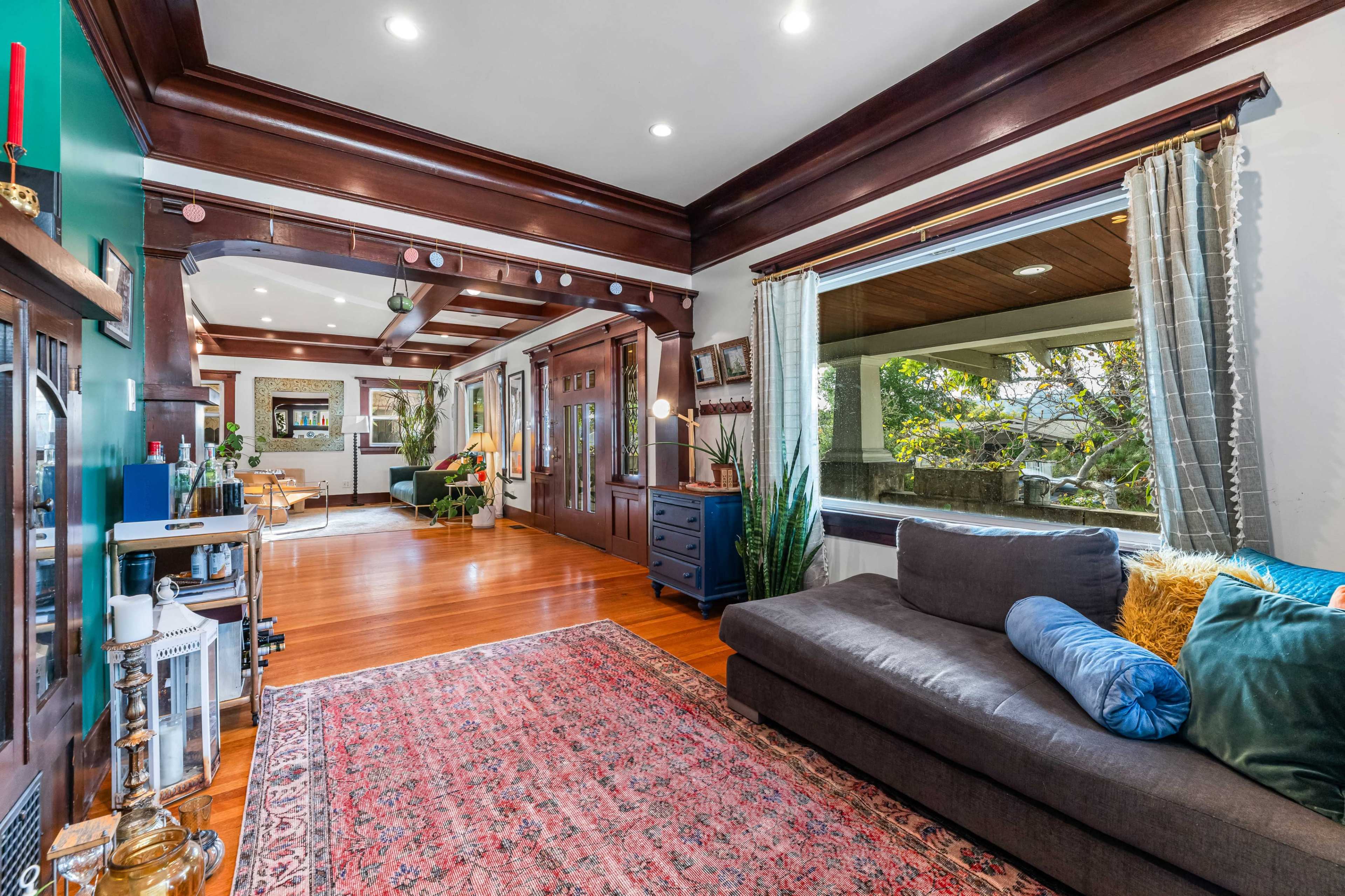Unique Craftsman Home Perfect for Retreats or Meetings Image in Montecito Heights, Los Angeles, CA