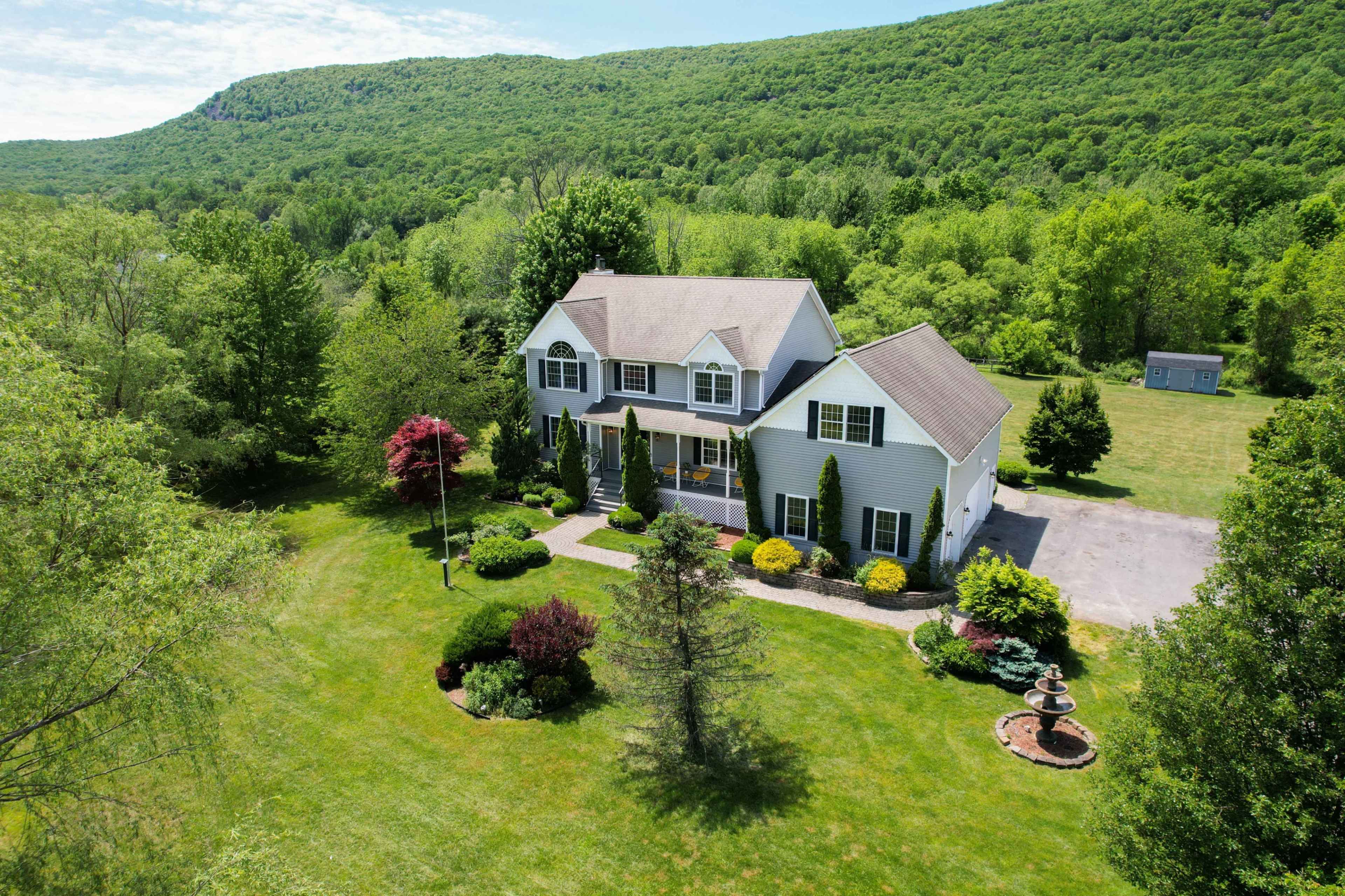 ✨ Malkita Aria | Luxury Escape for Productions + Events ✨ Image in Woodbury, Highland Mills, NY