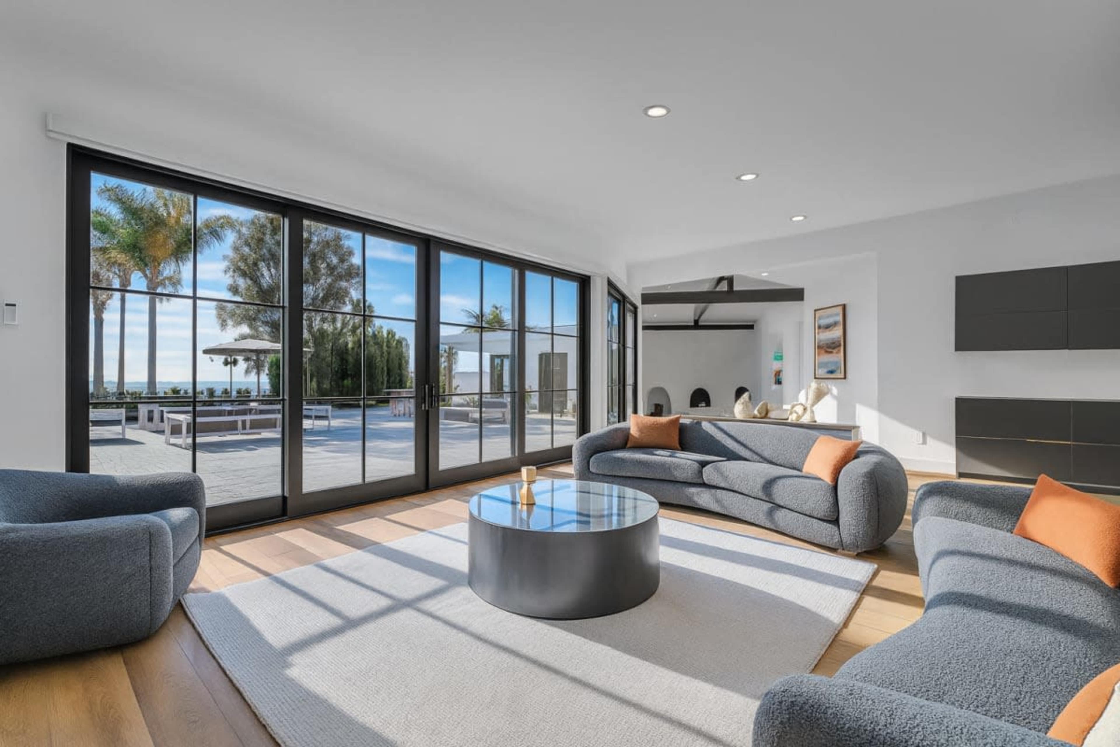 Modern Pacific Palisades Villa with Ocean Views Image in Pacific Palisades, los angeles, CA