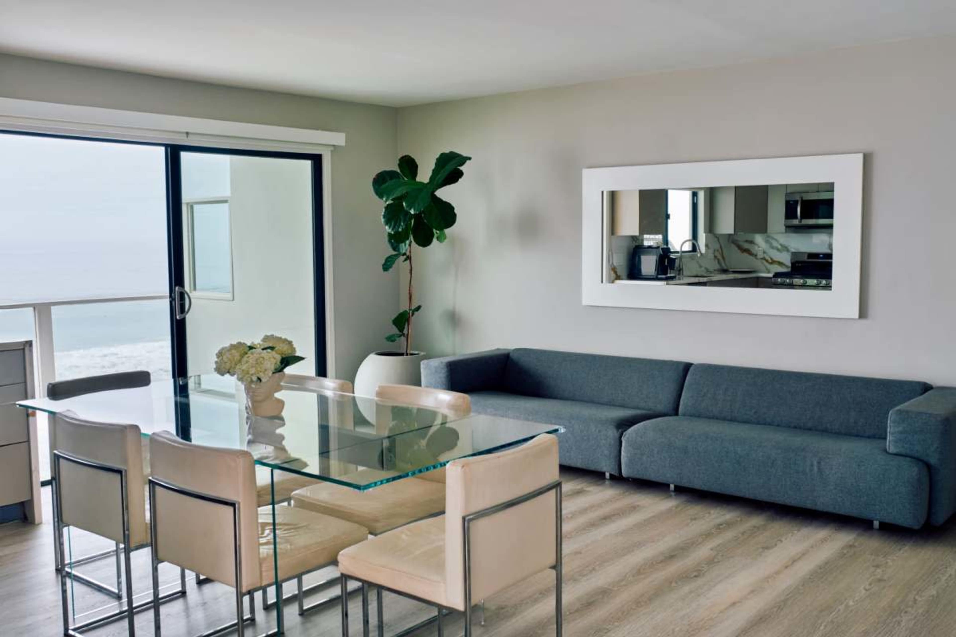 MALIBU BEACHFRONT HOME Image in Central Malibu, MALIBU, CA