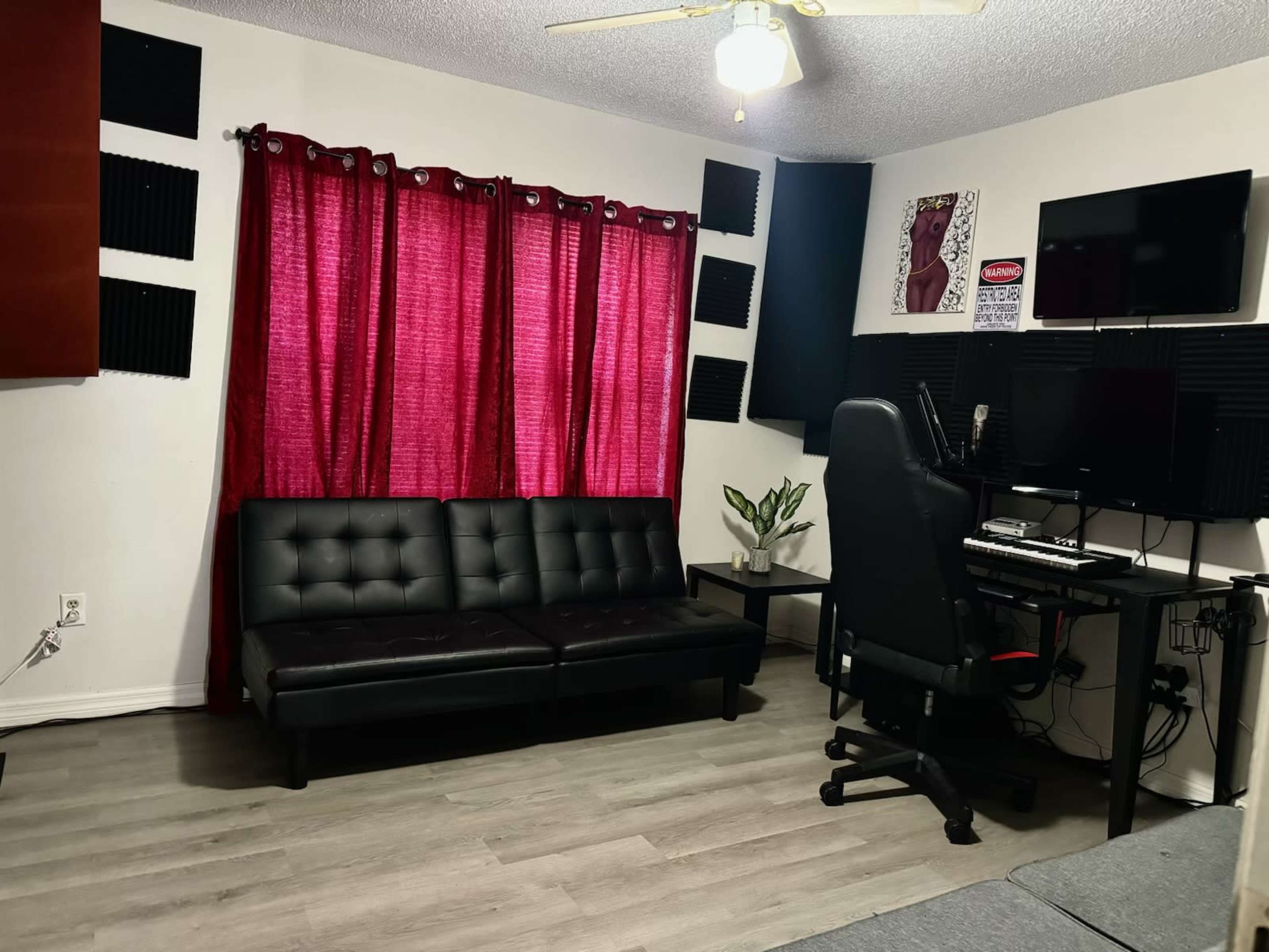 Orlando Recording Studio — VybeHouse Studio Image in Sherwood Forest, Orlando, FL