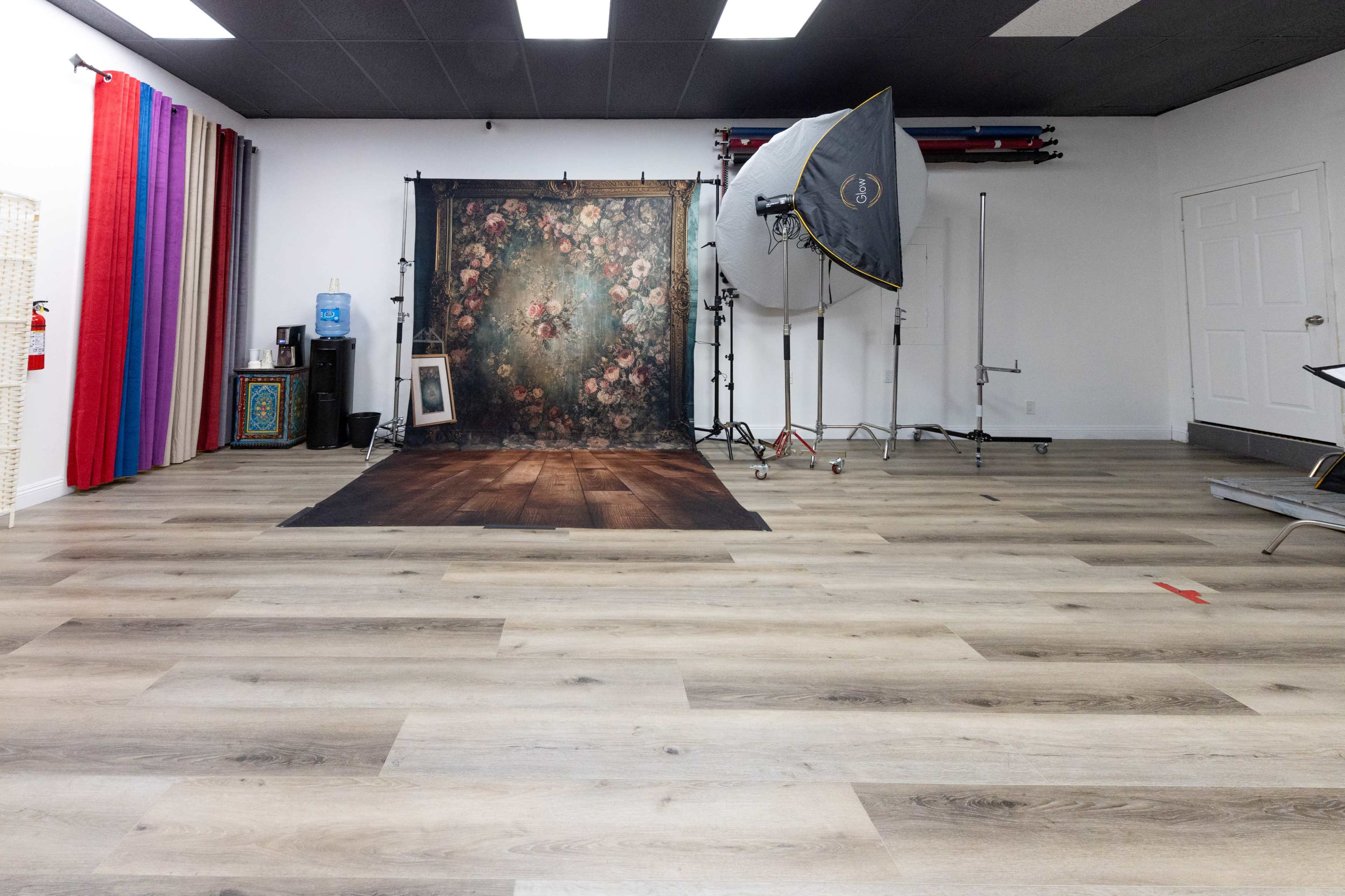 Full Equipped All-Inclusive Photography Studio Located in Sherman Oaks Image in Sherman Oaks, Sherman Oaks, CA