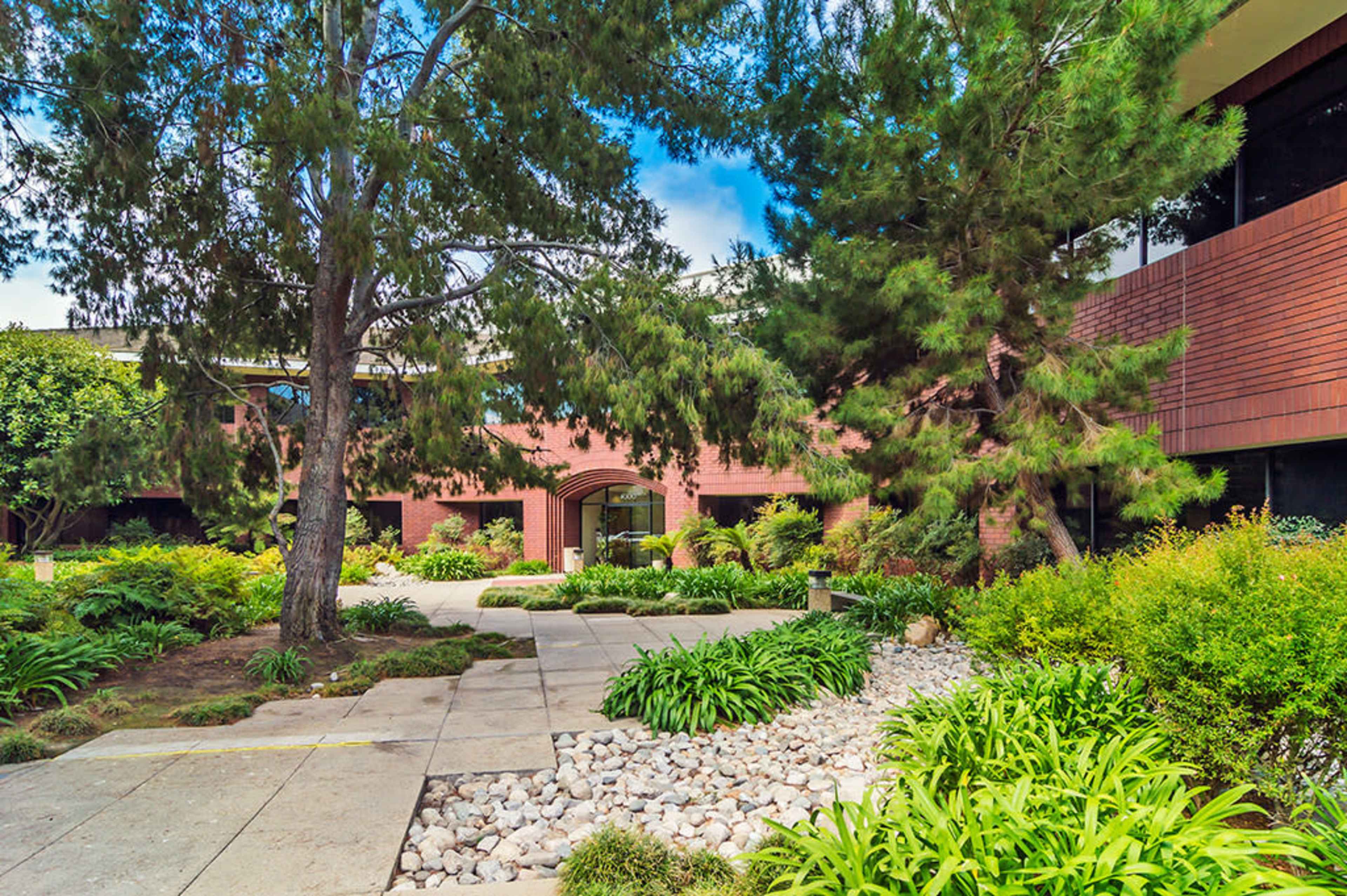 Private Office/Day Office Image in Woodbridge, Irvine, CA