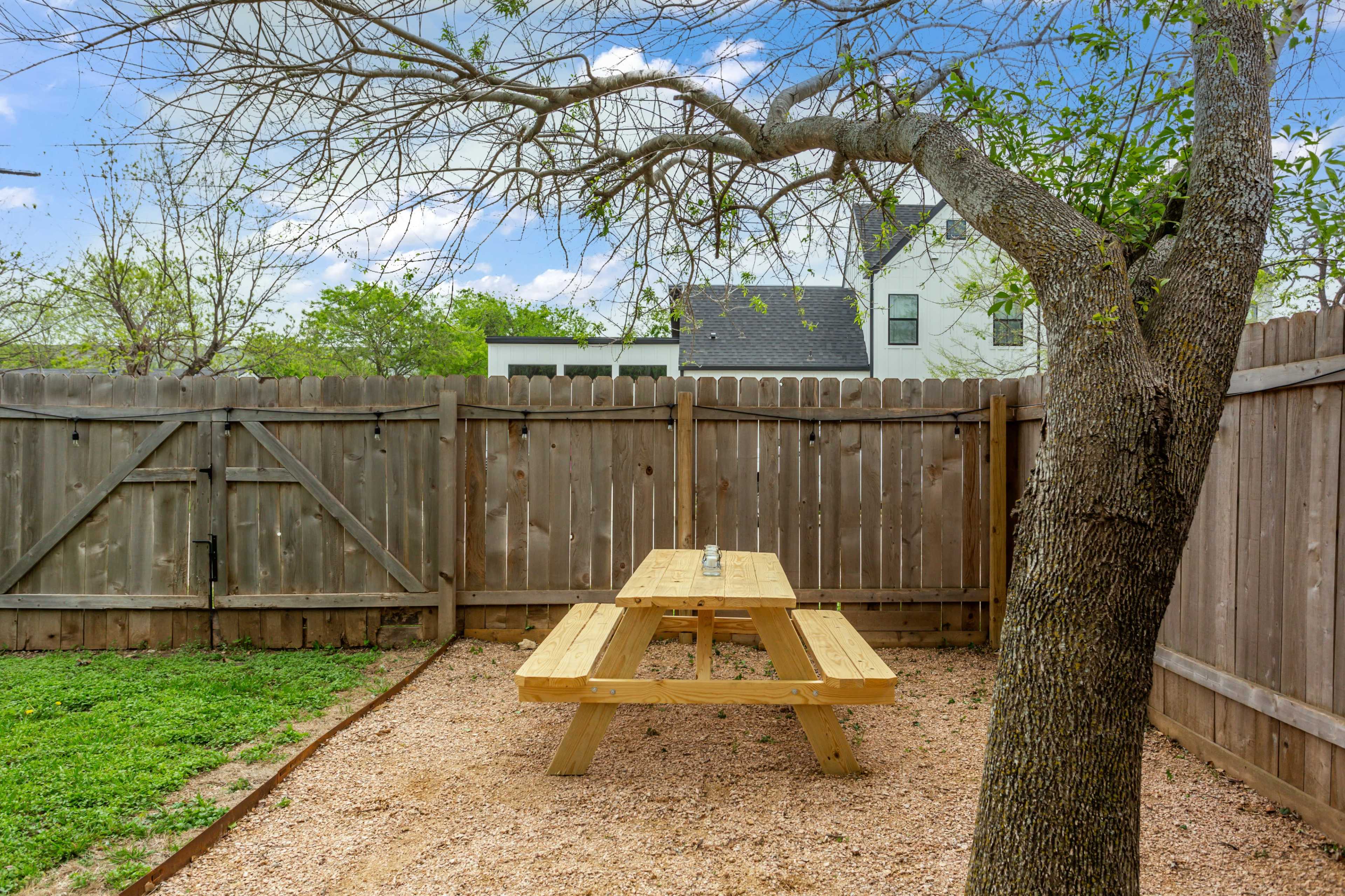 Downtown Cottage with Versatile Spaces Image in Georgetown, Georgetown, TX