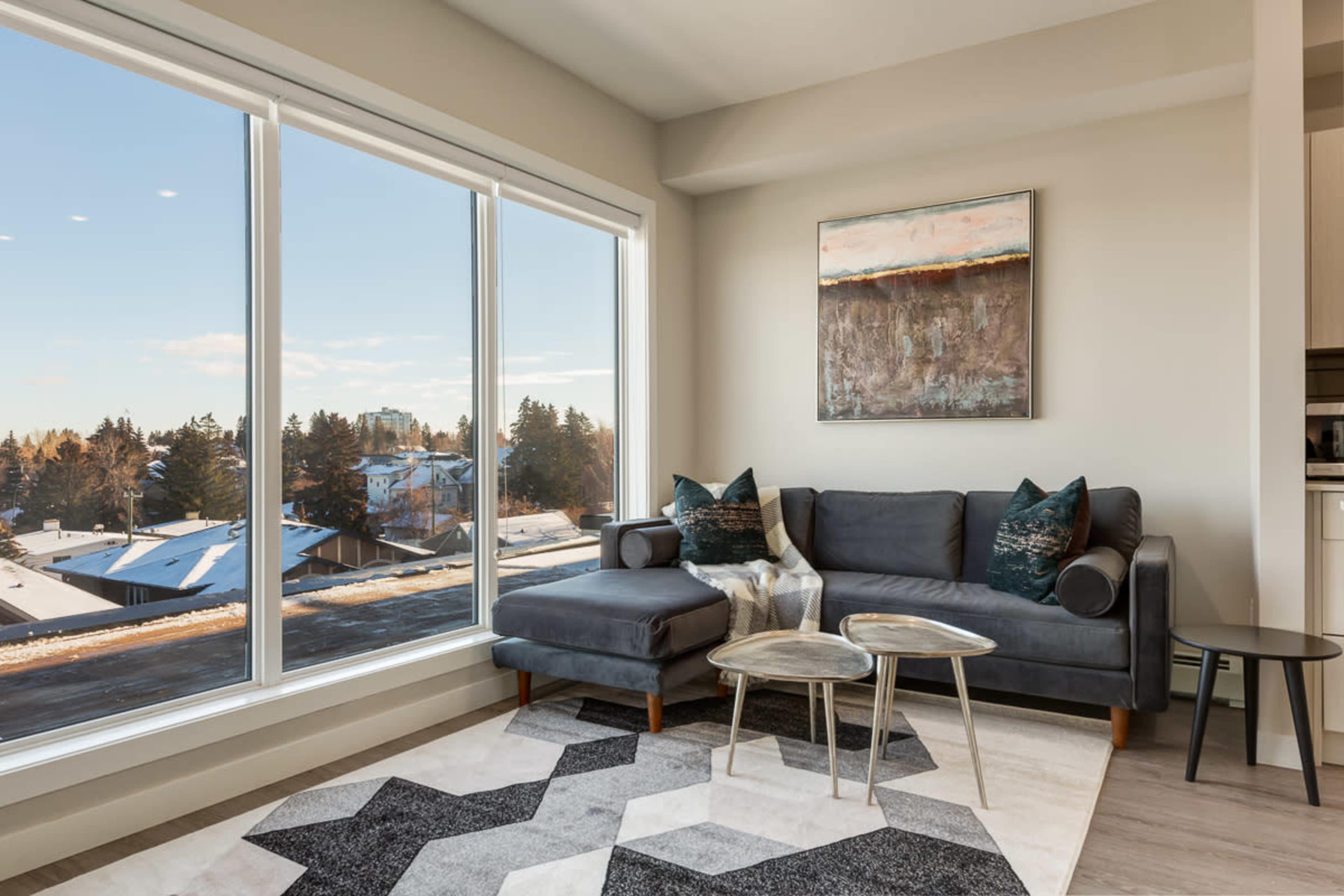 Penthouse Apartment with Skyline Views Image in Southwest Calgary, Calgary, AB