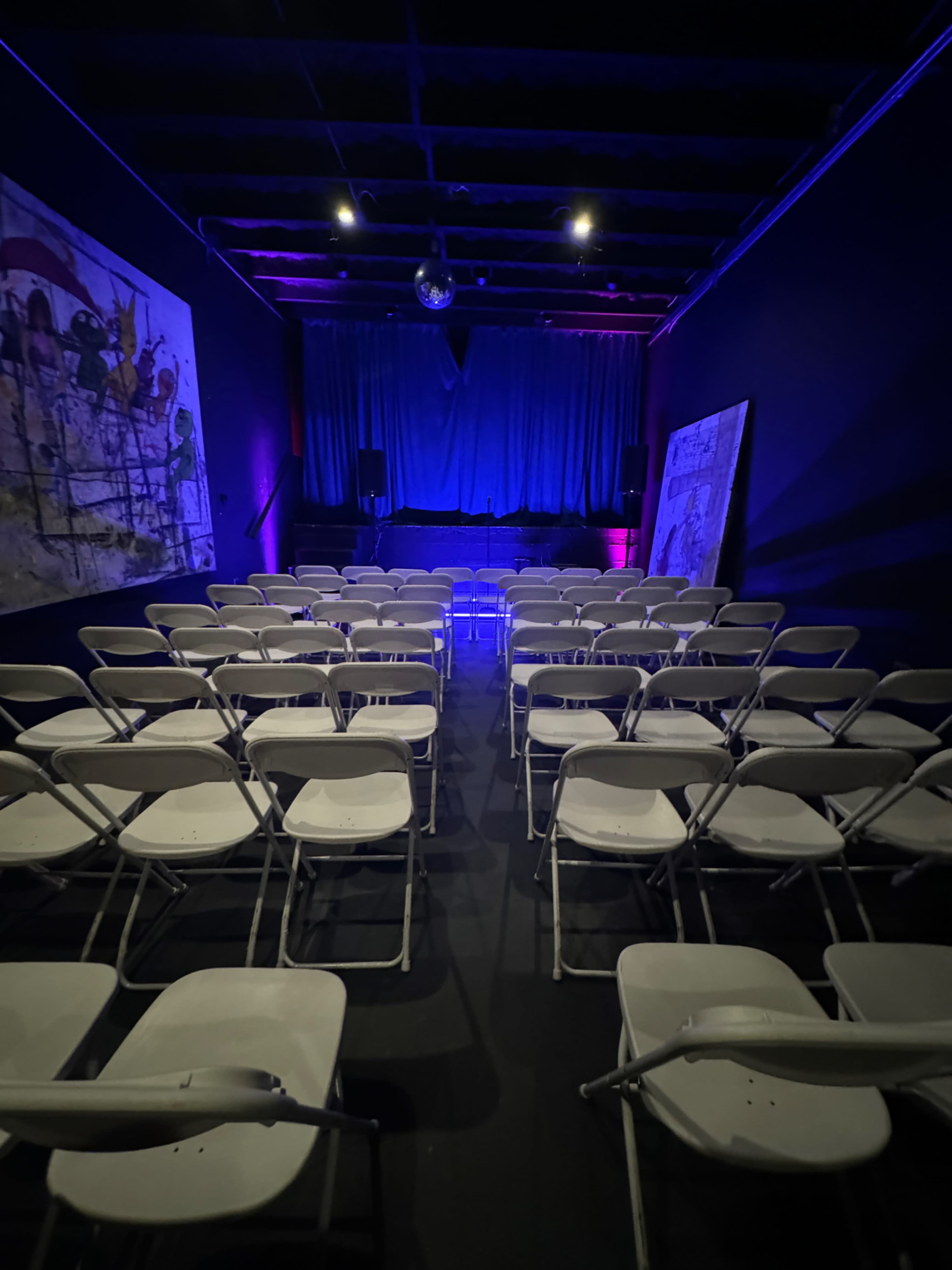 Film & Photo Black Box Studio in Hermosa Beach — Flexible Space for Production Teams Image in Hermosa Beach, Hermosa Beach, CA