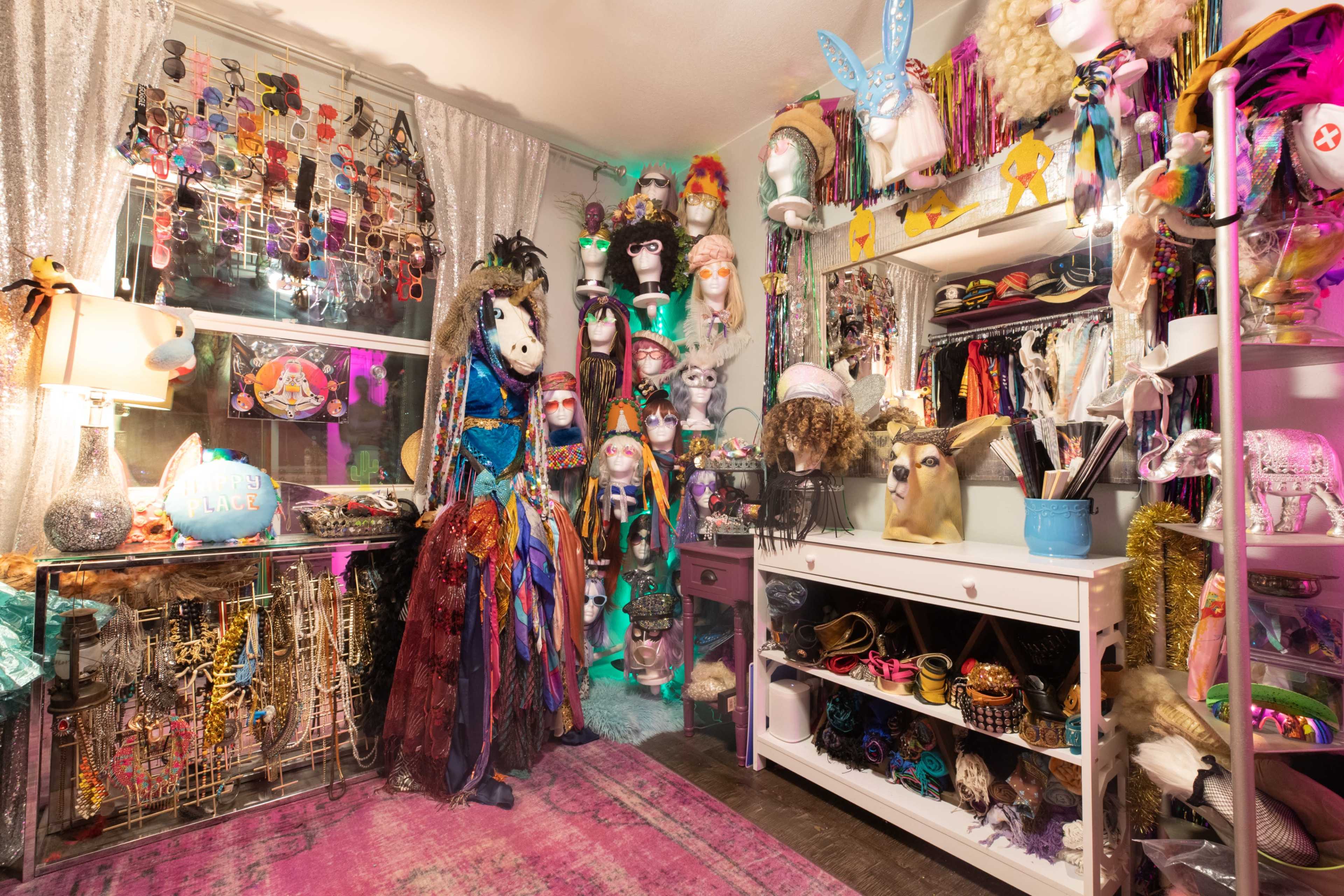 Eccentric Boutique Home w/ Costume Closet, Colorful Yard, & Cowboy Pool Image in Garrison Park, Austin, TX