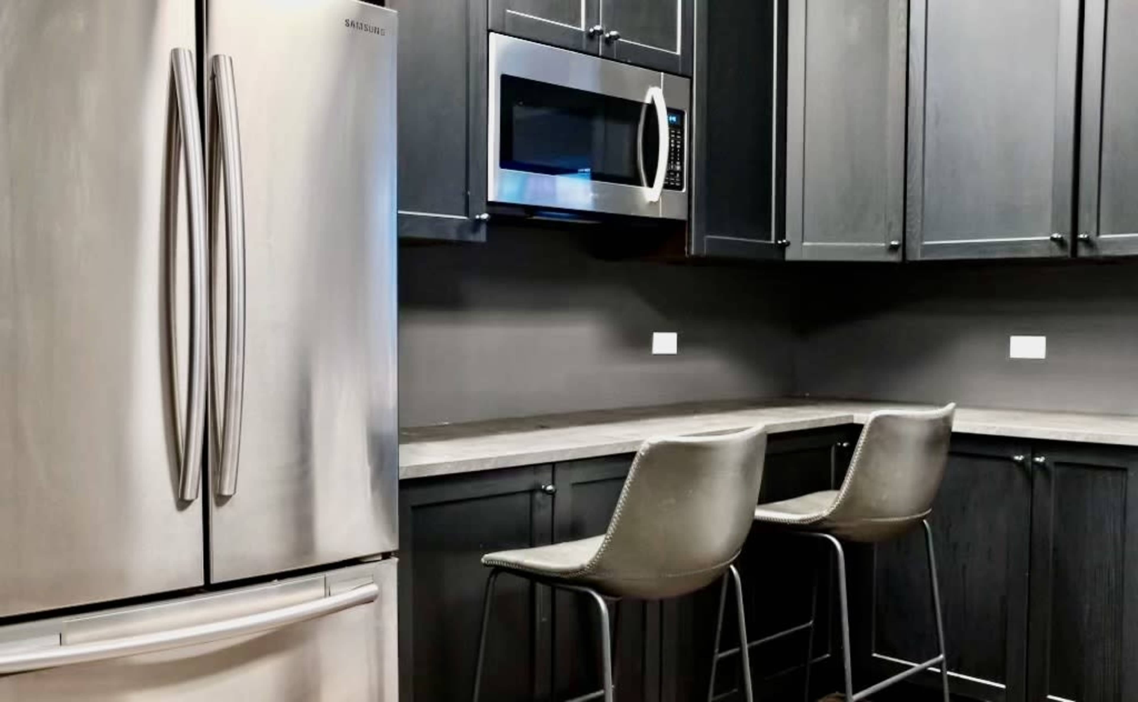 Spacious Modern Open Concept Beauty and Content Studio Image in South Side, Chicago, IL