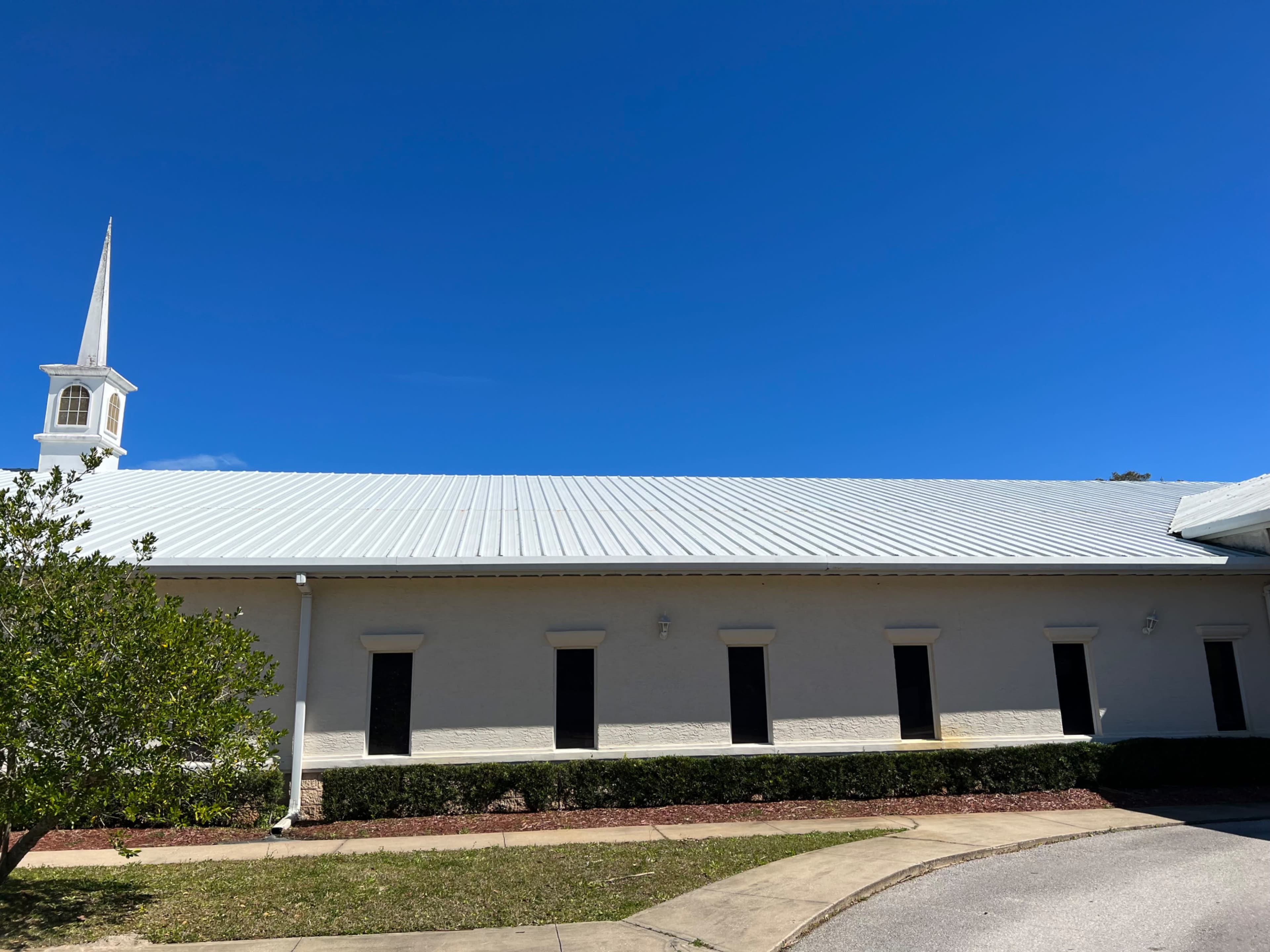 Facility is located on the corner of Fremont and Marion Avenue. It is Three blocks west of Ridgewood Avenue in Daytona Beach Florida. It is also less than 5 miles away from the ocean. Image in Higbees Daytona, Daytona Beach, FL