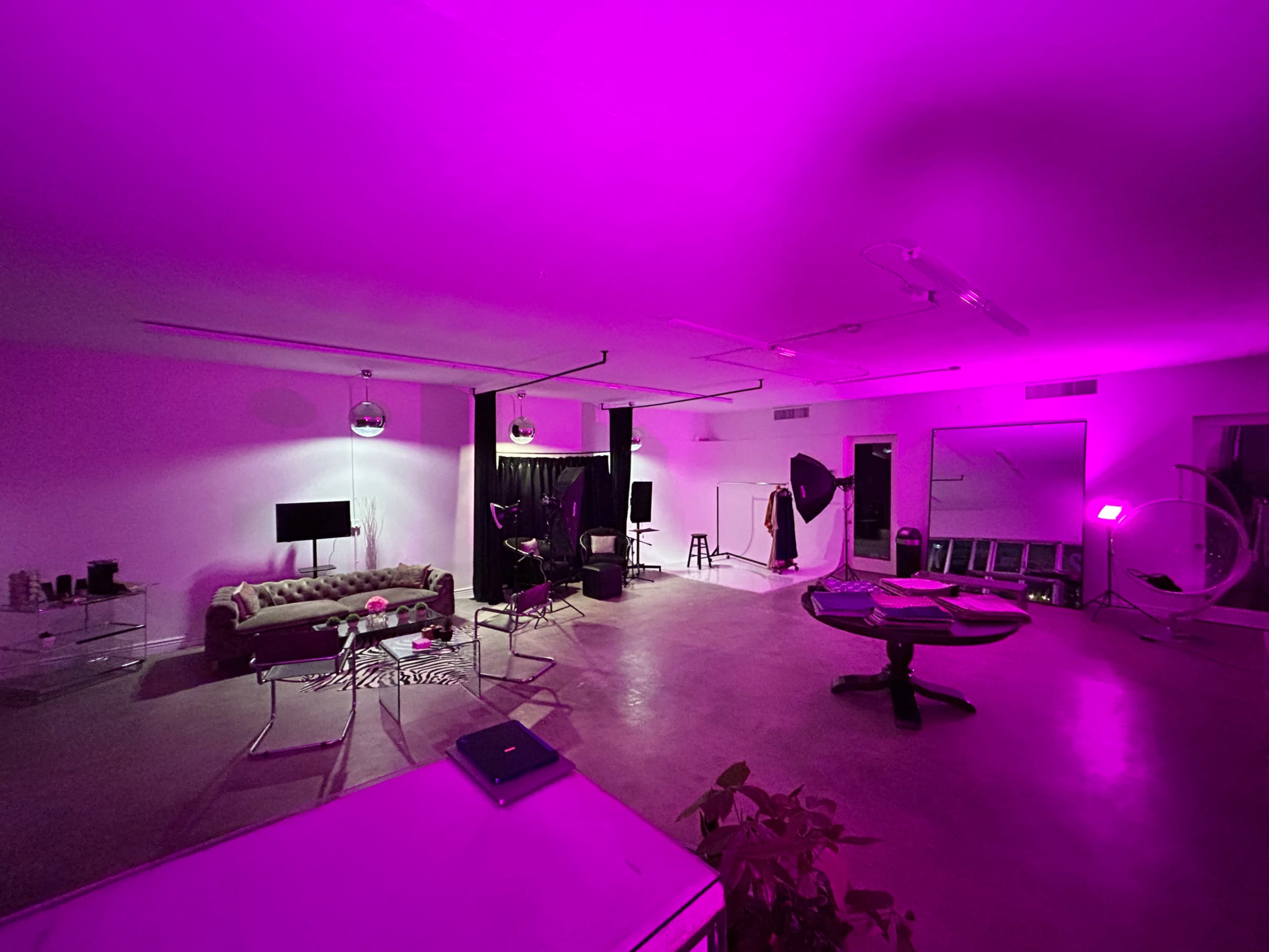Midtown Cyclorama Studio Image in Encanto Village, Phoenix, AZ