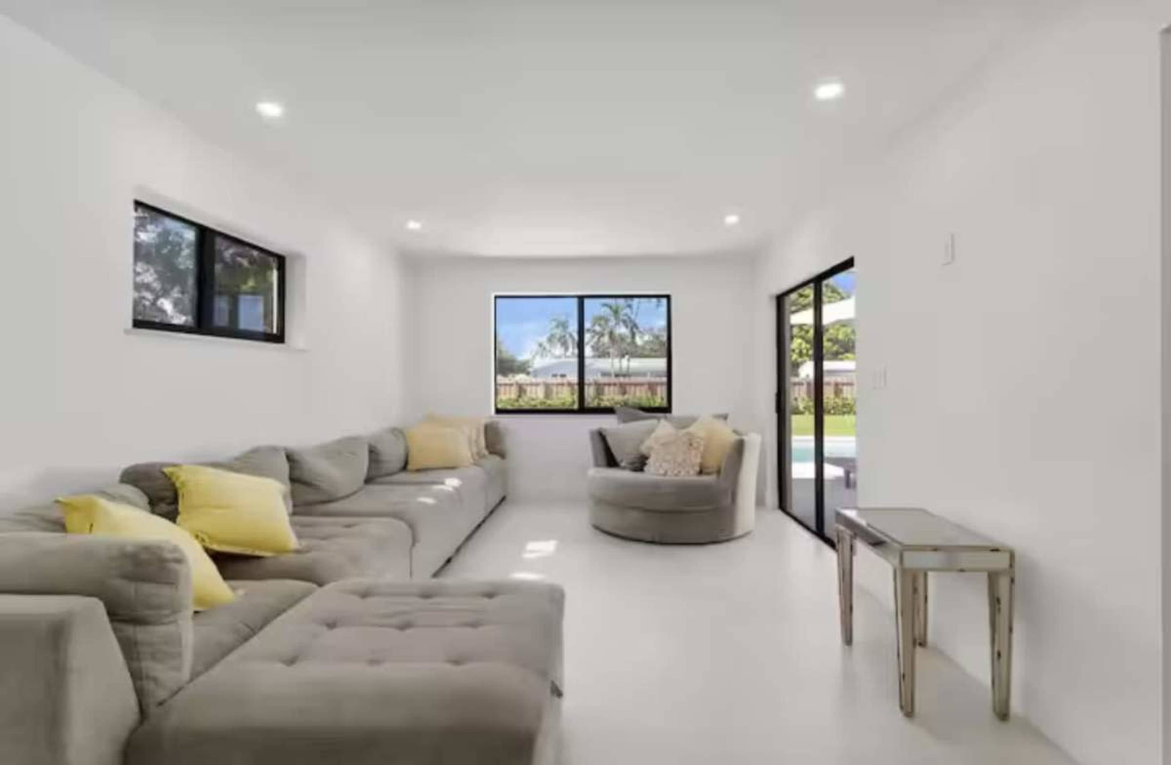 Meeting and Outdoor Space Image in Hollywood Hills, Hollywood Hills, FL