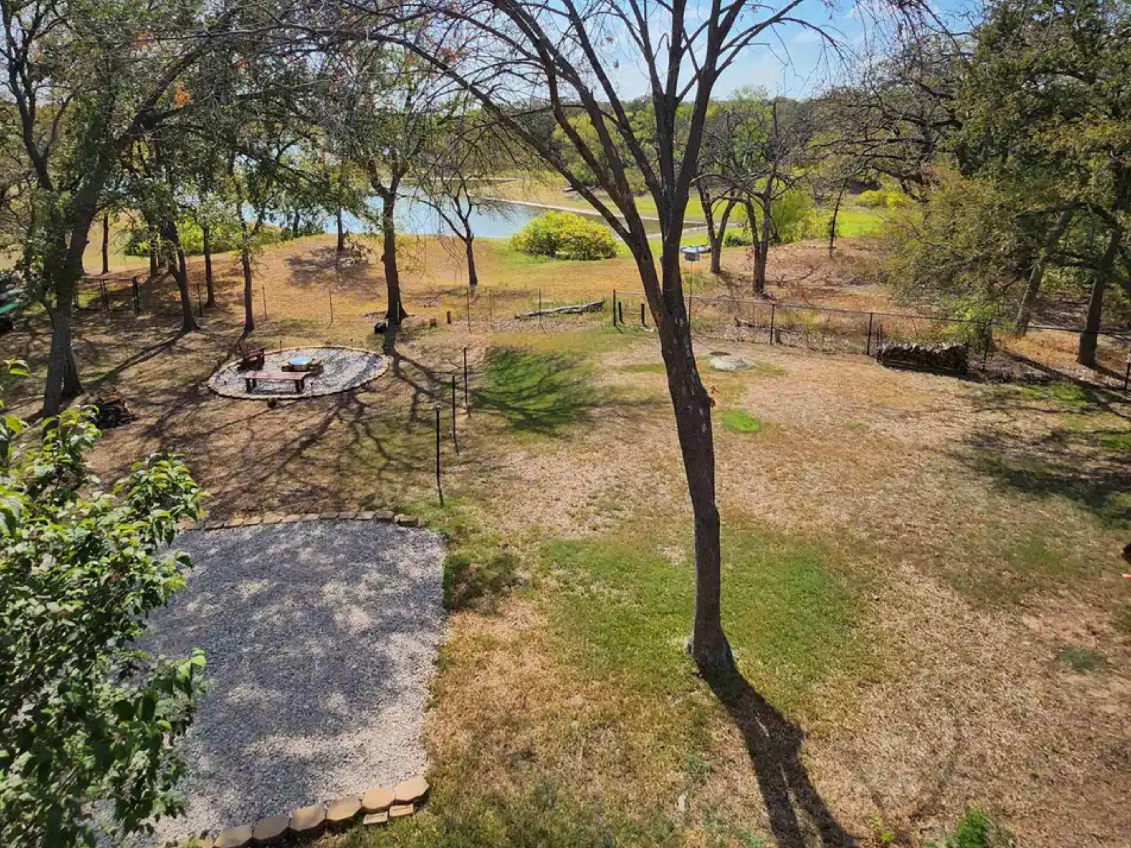 Relaxing Lake-Access Outdoor Space Image in Hickory Creek, Lake Dallas, TX