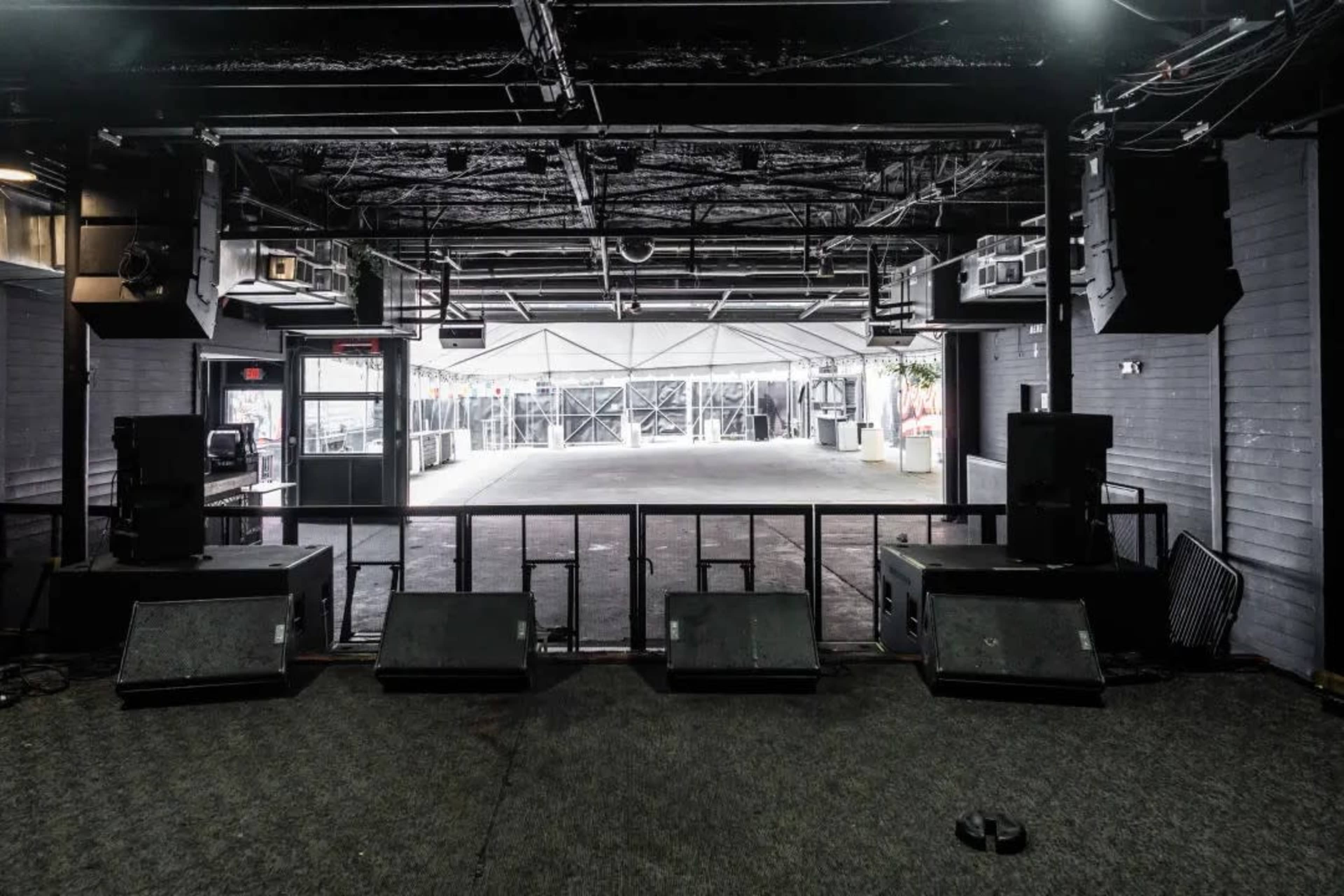 Outdoor Concert Venue Image in Downtown Austin, Austin, TX