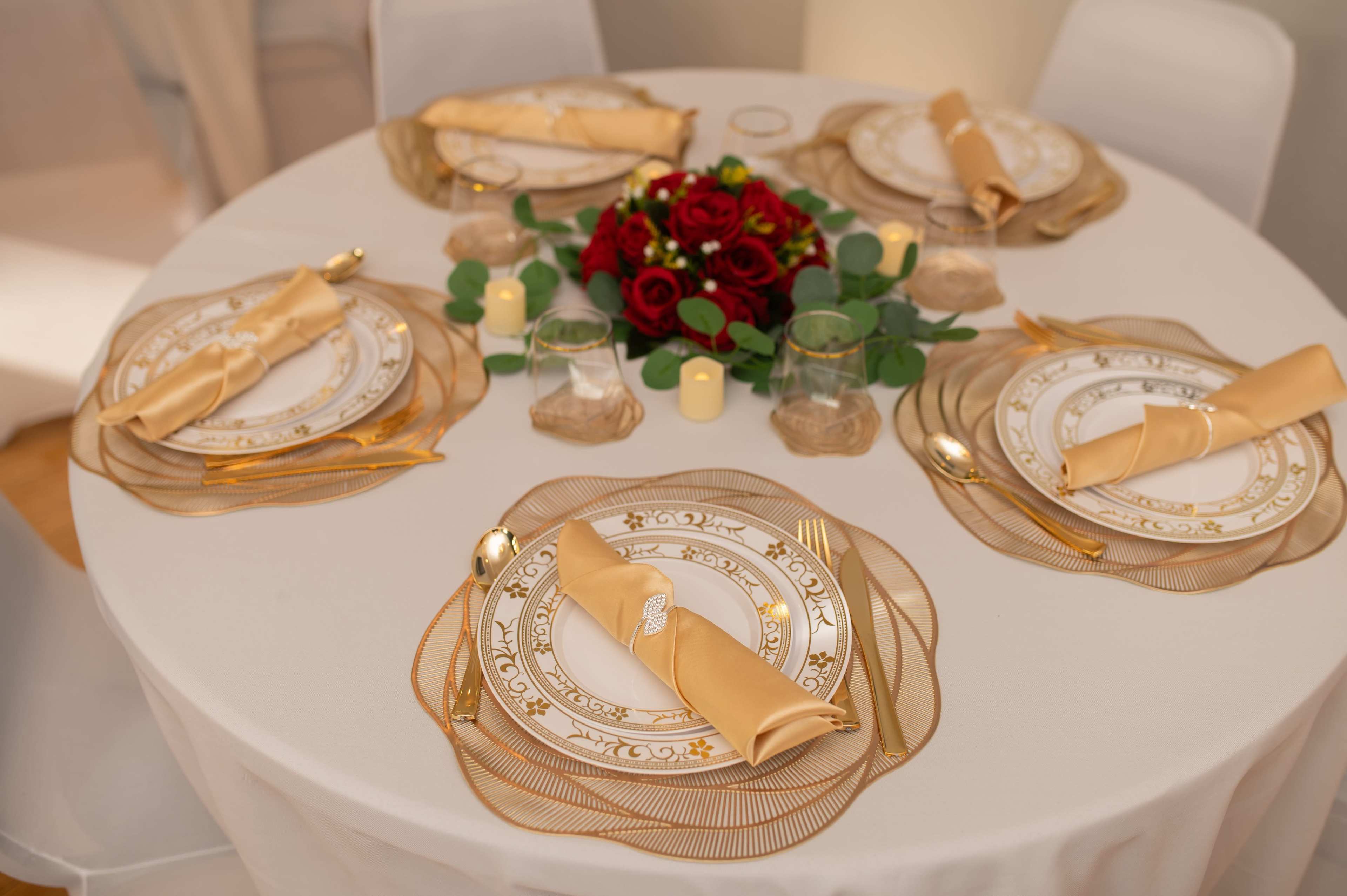 The Gathering Space Image in Merrill Park, Milwaukee, WI