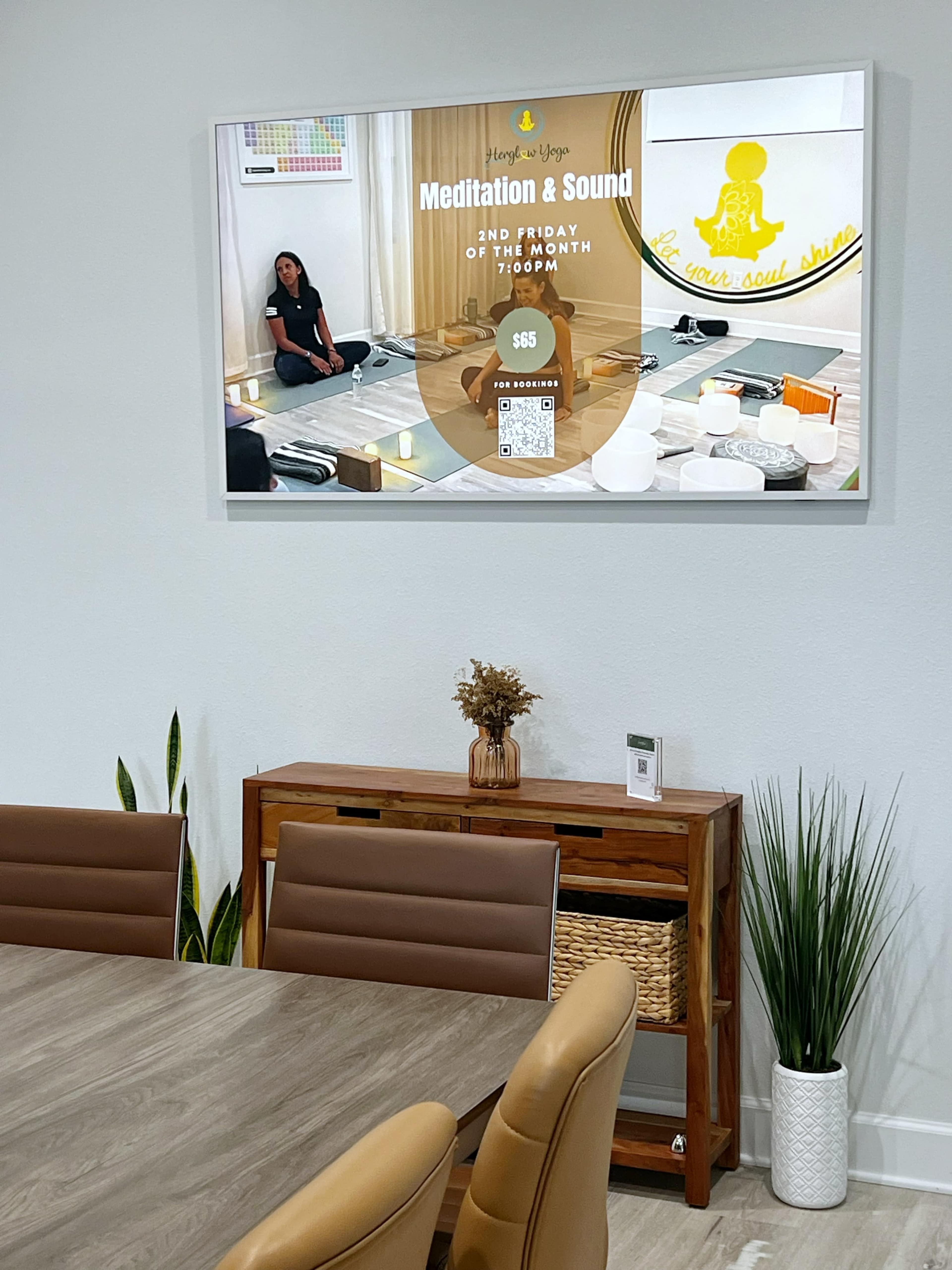 Cozy Meeting Space with Wellness Vibe Image in Worthington Gardens, Lutz, FL