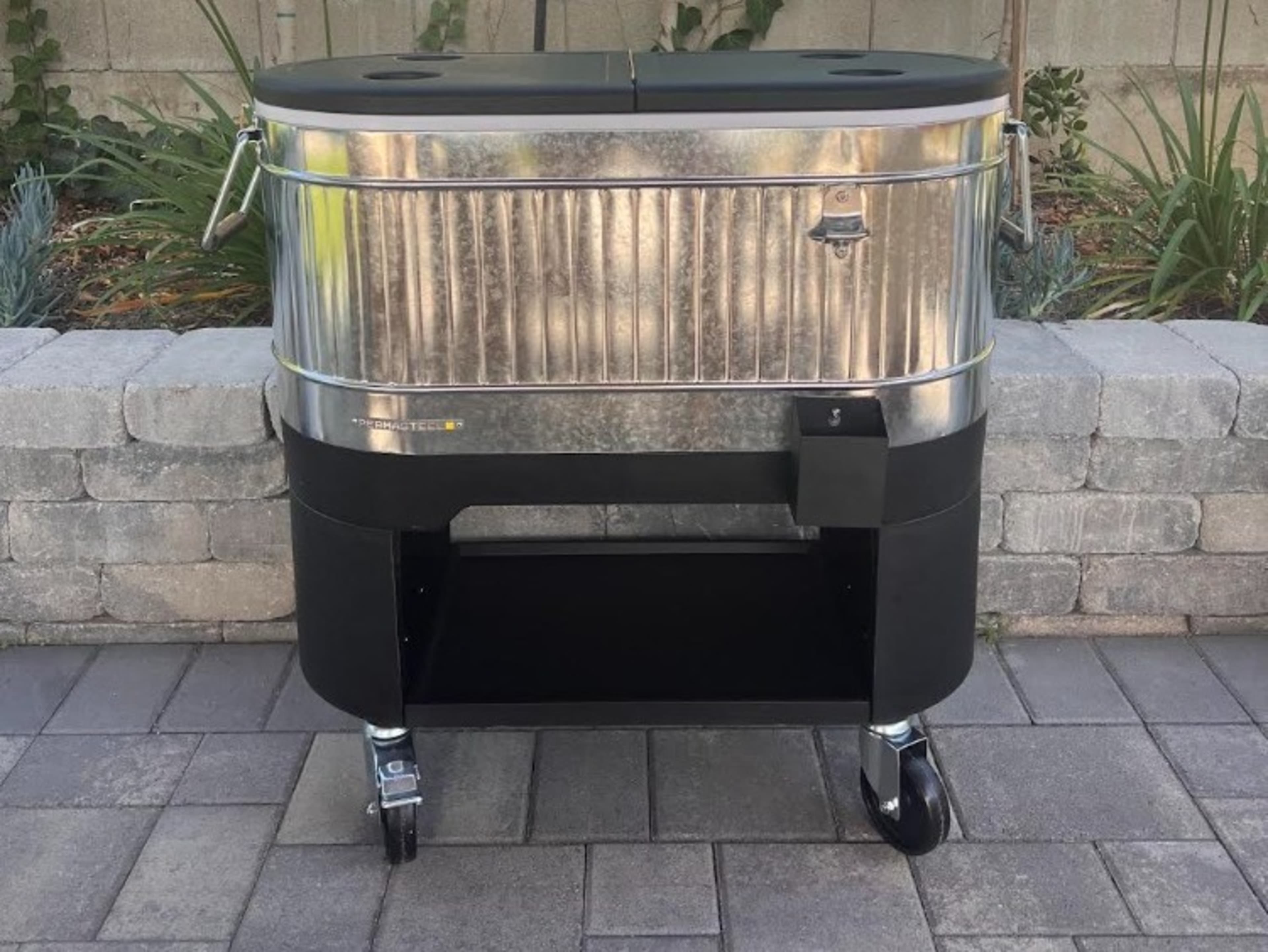 Ice Chest + 50lbs Ice