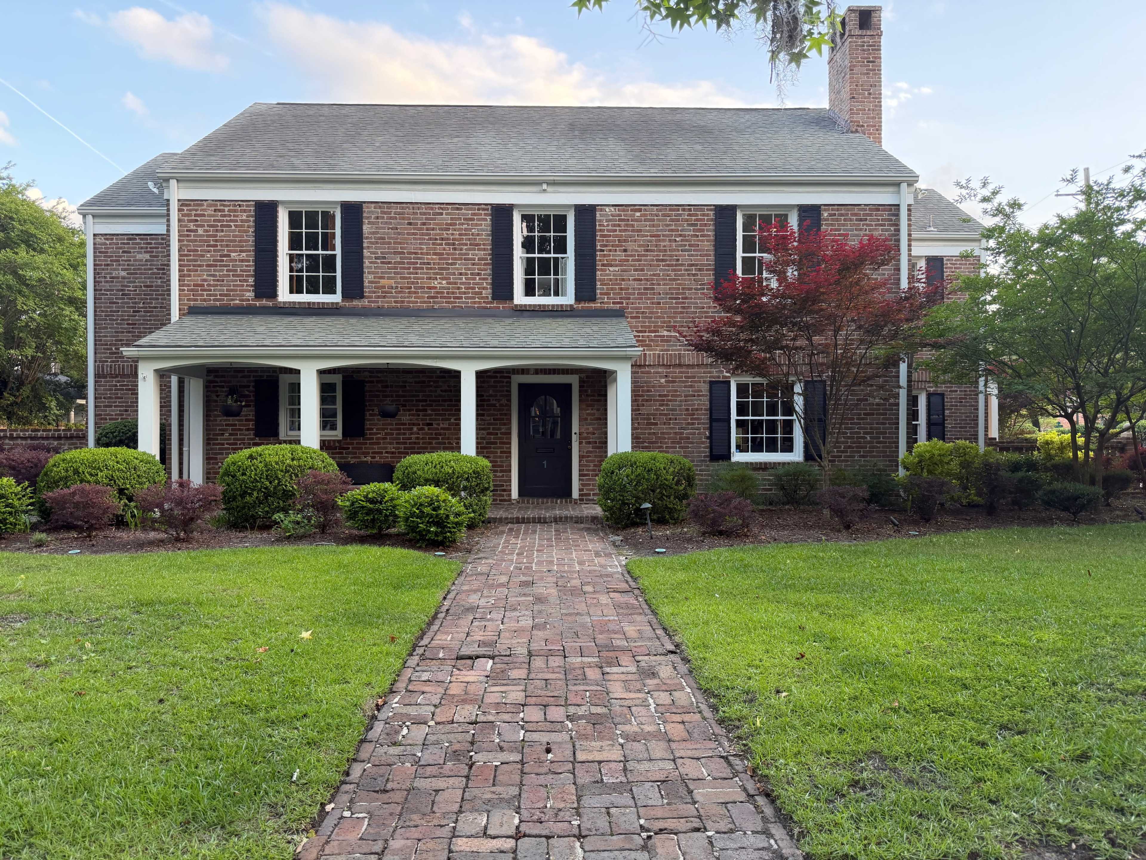 Designer Midcentury Georgian Family Home with Spacious Corner Lot Image in Midtown, Savannah, GA