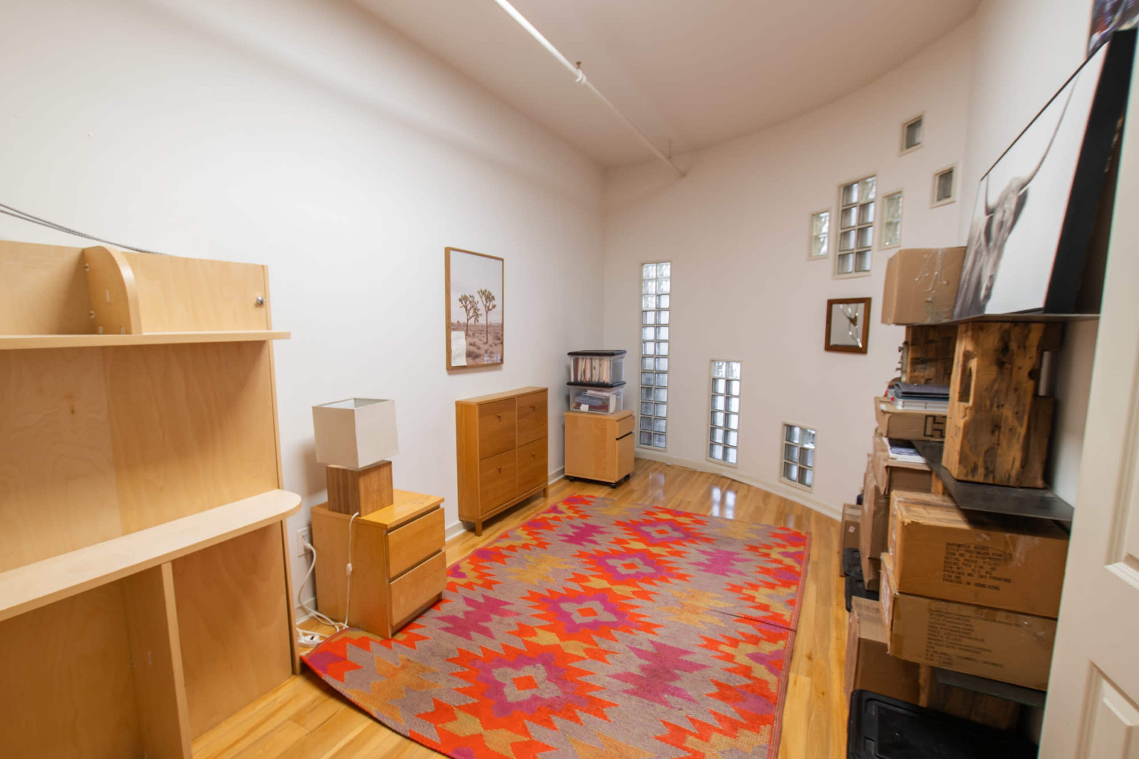 Creative Communal Workspace ideal for daytime and evening gatherings Image in Mission District, san francisco, CA