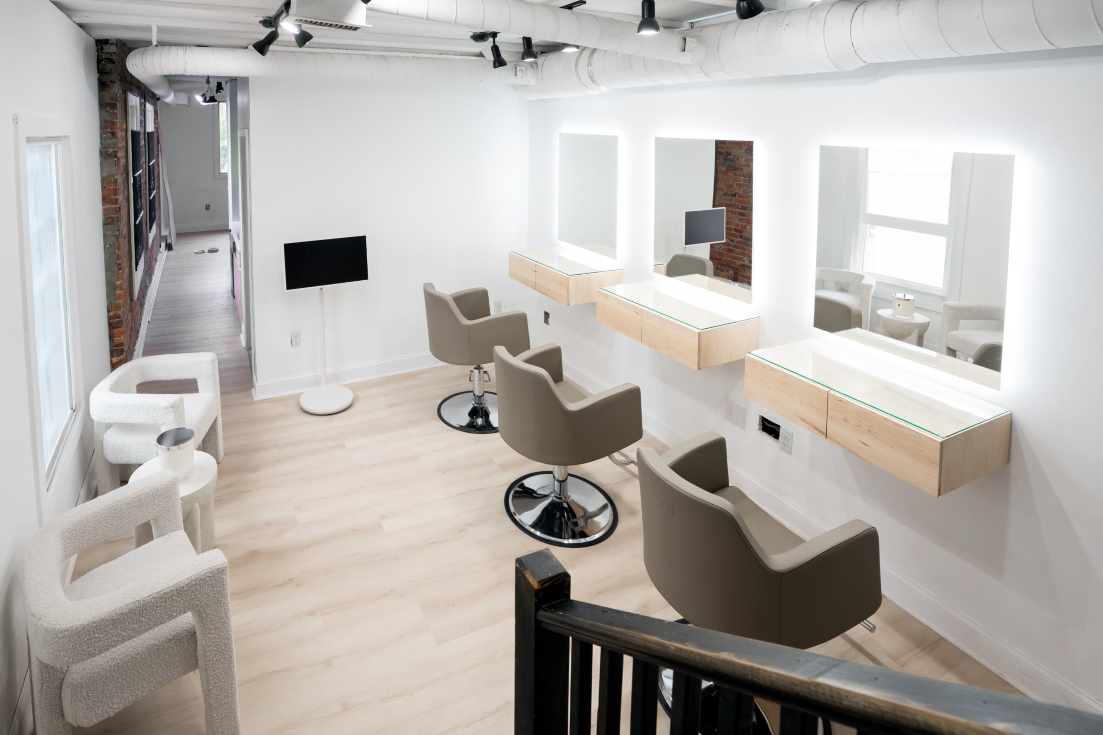 Fully Equipped Modern Creative Studio in the Heart of Downtown DC Image in Northwest Washington, Washington, DC