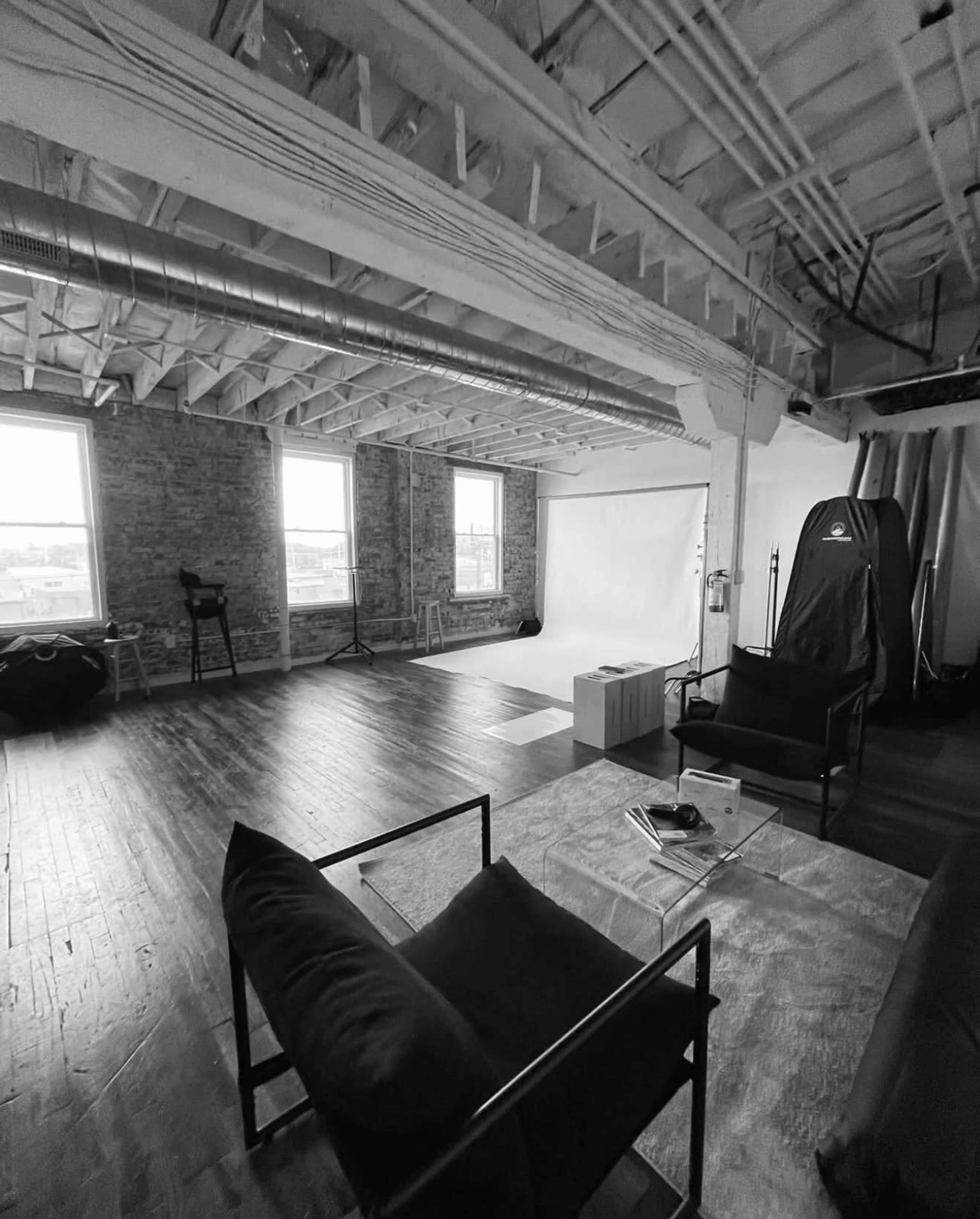 A loft style photo studio Image in South Columbus, Columbus, OH